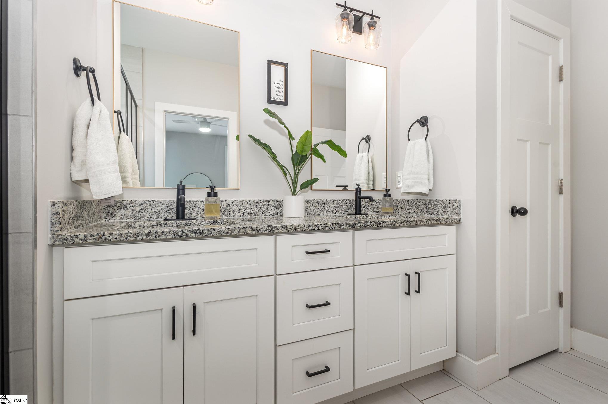 212 Larch Court Property Photo 14