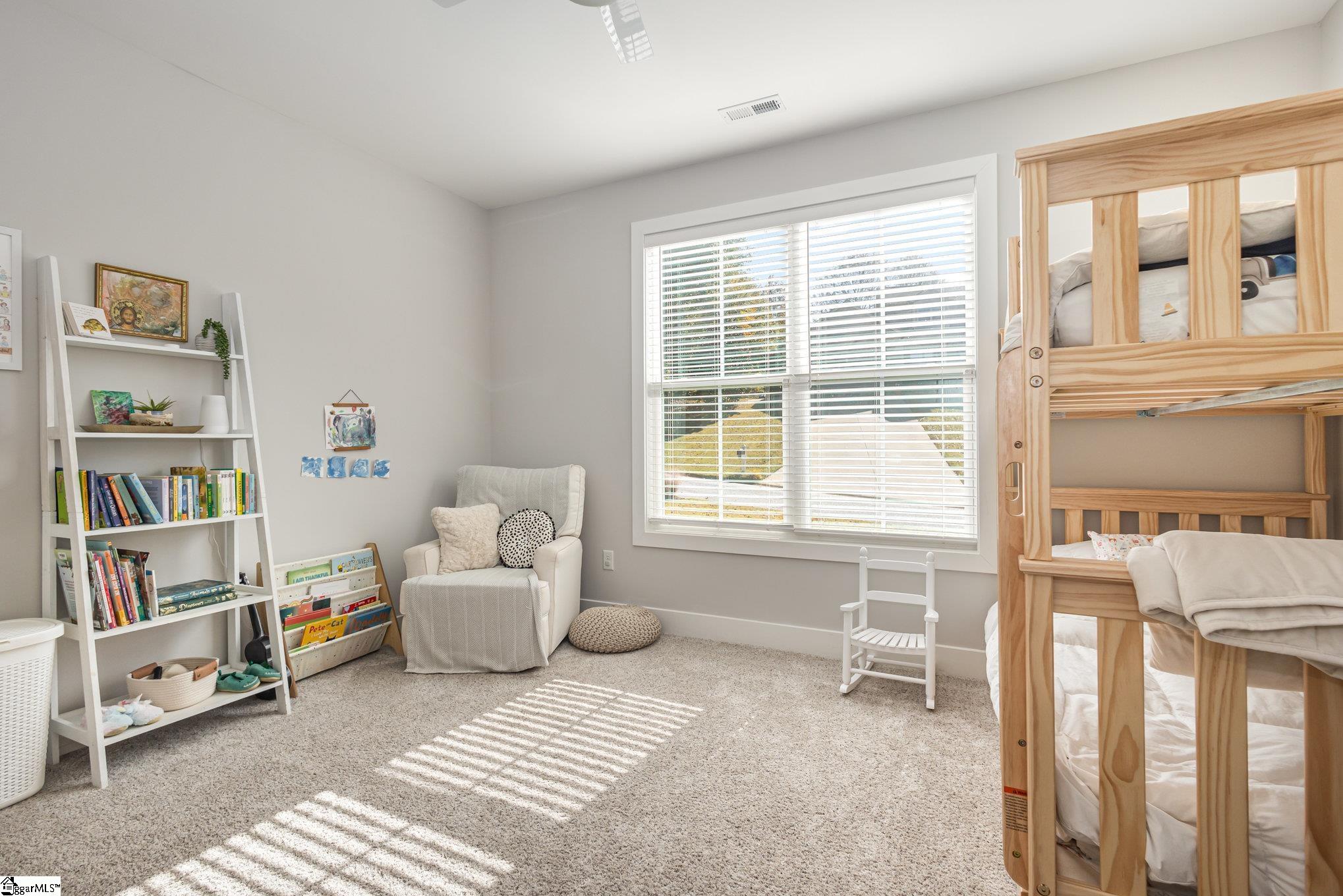 212 Larch Court Property Photo 17