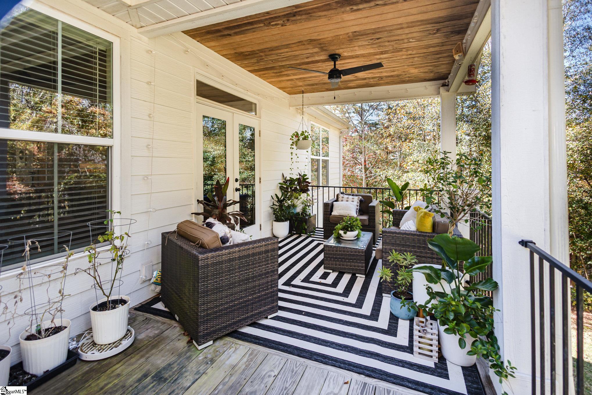 212 Larch Court Property Photo 20