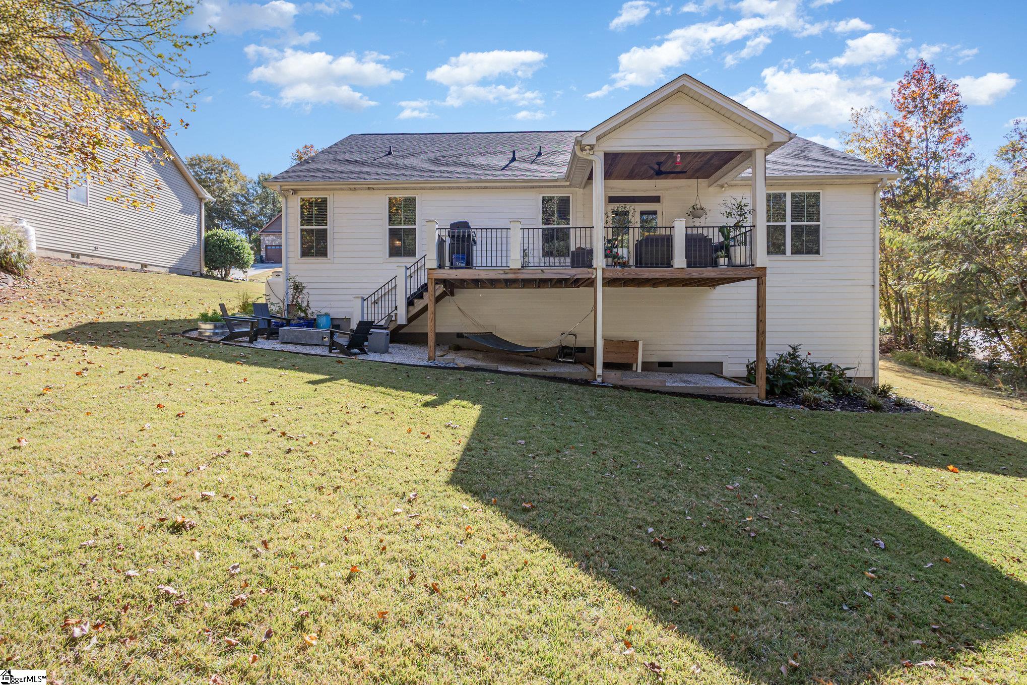 212 Larch Court Property Photo 21