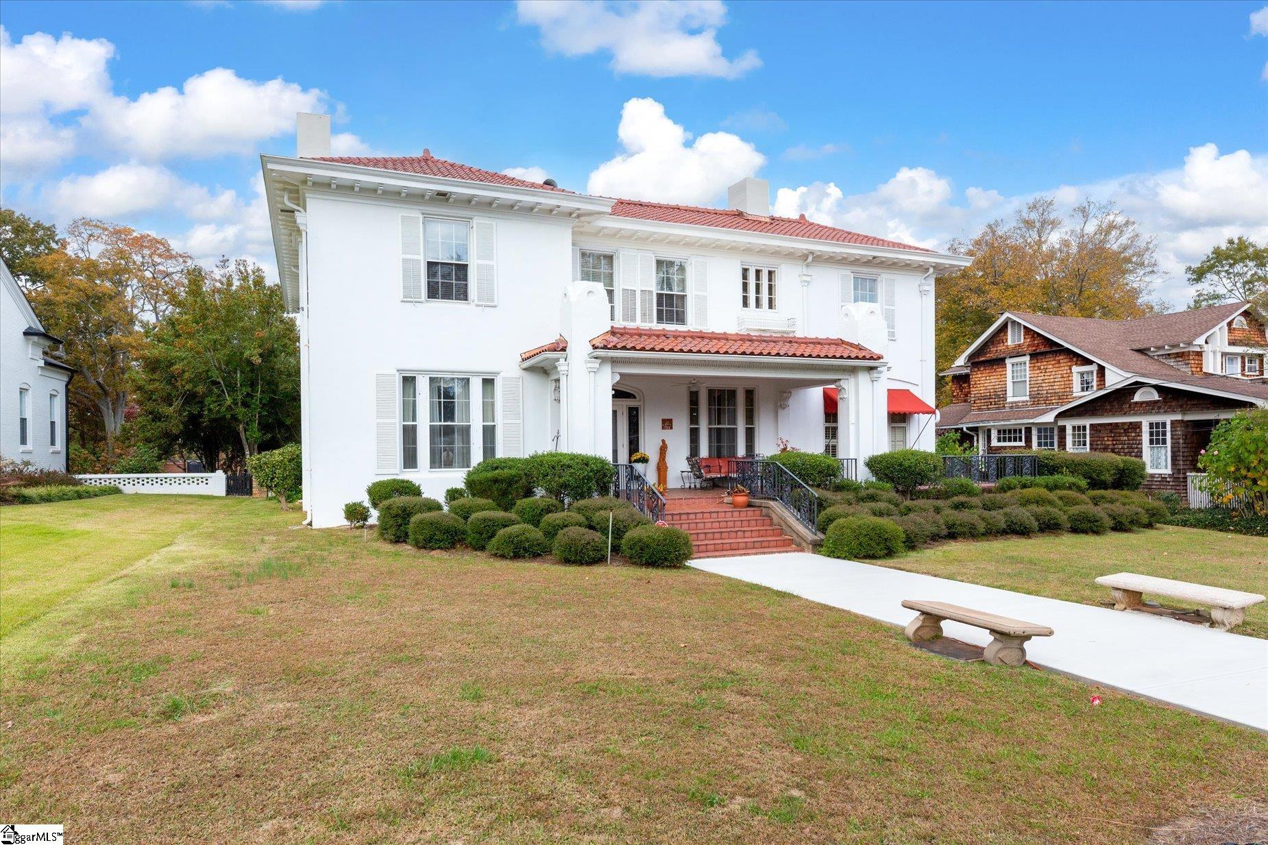 780 W Main Street Property Photo 2