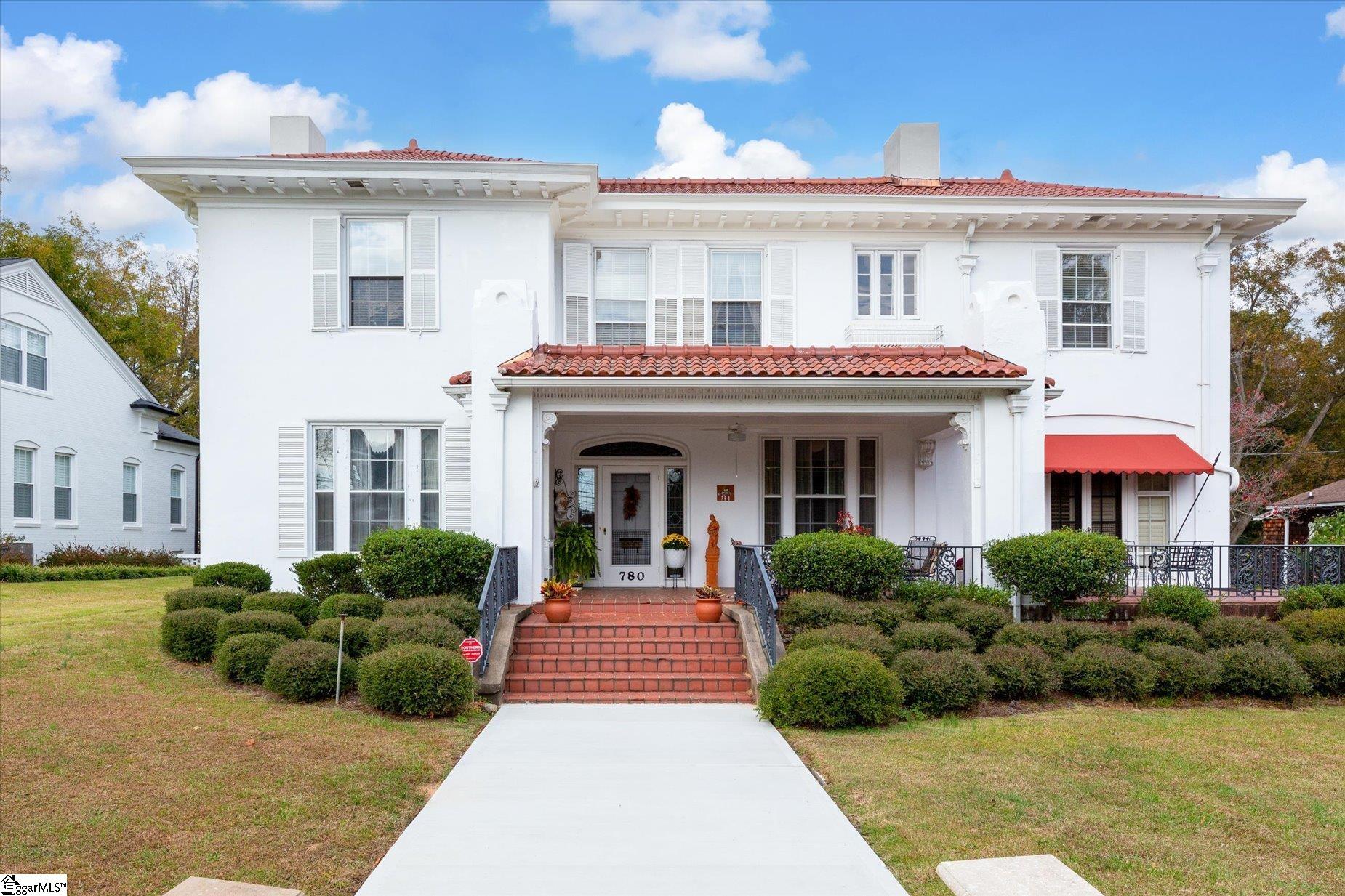 780 W Main Street Property Photo 3