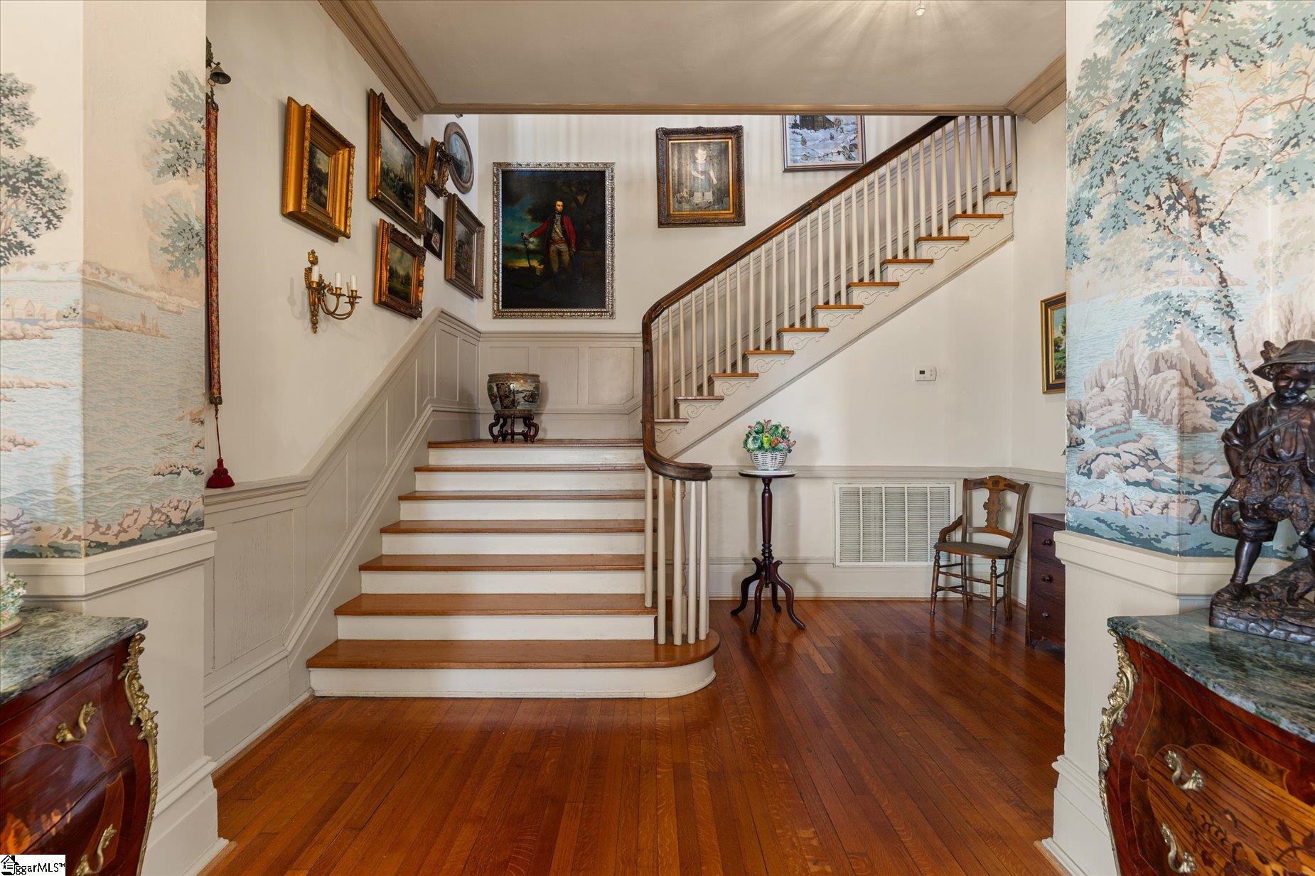 780 W Main Street Property Photo 11