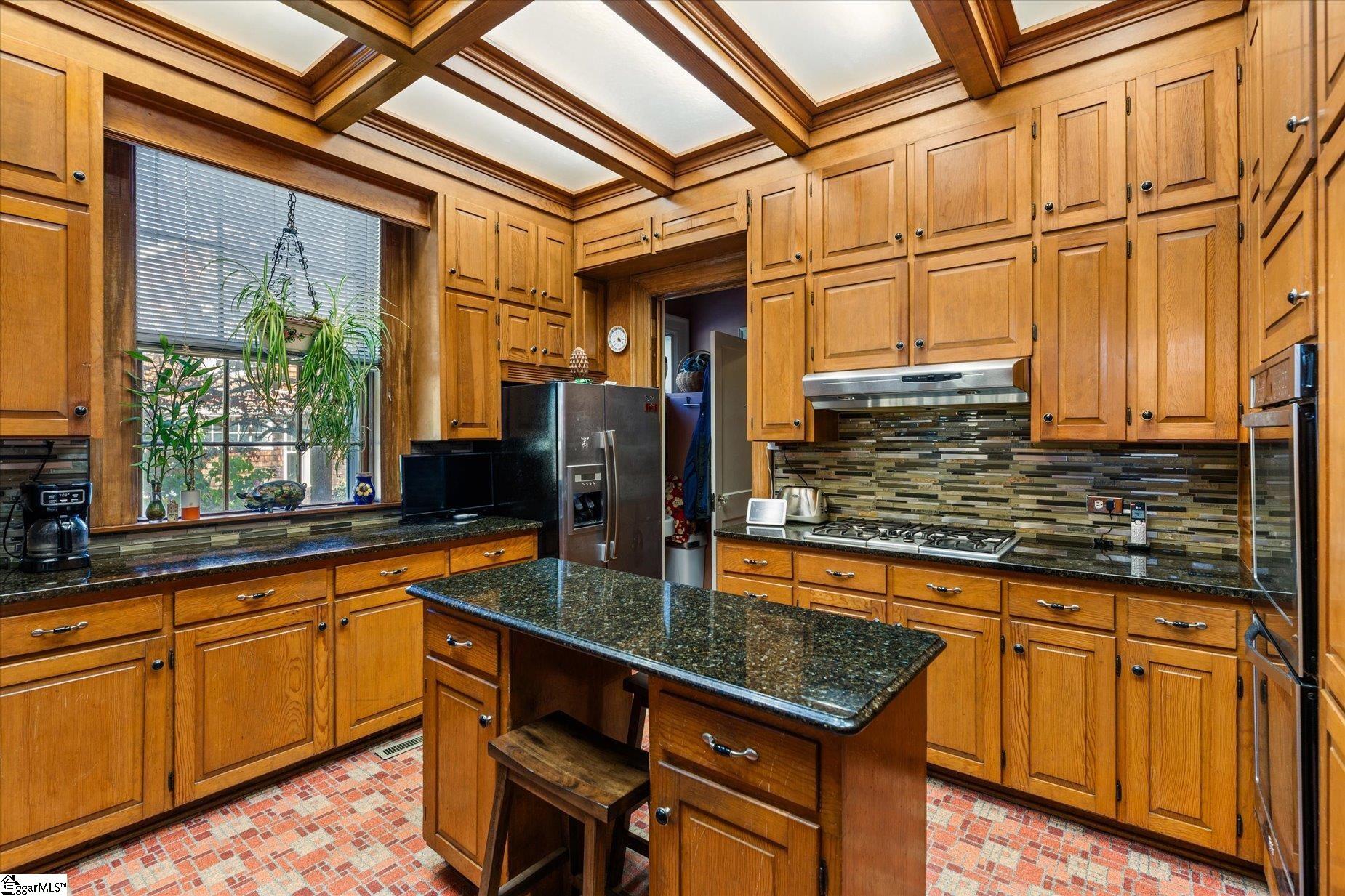 780 W Main Street Property Photo 30