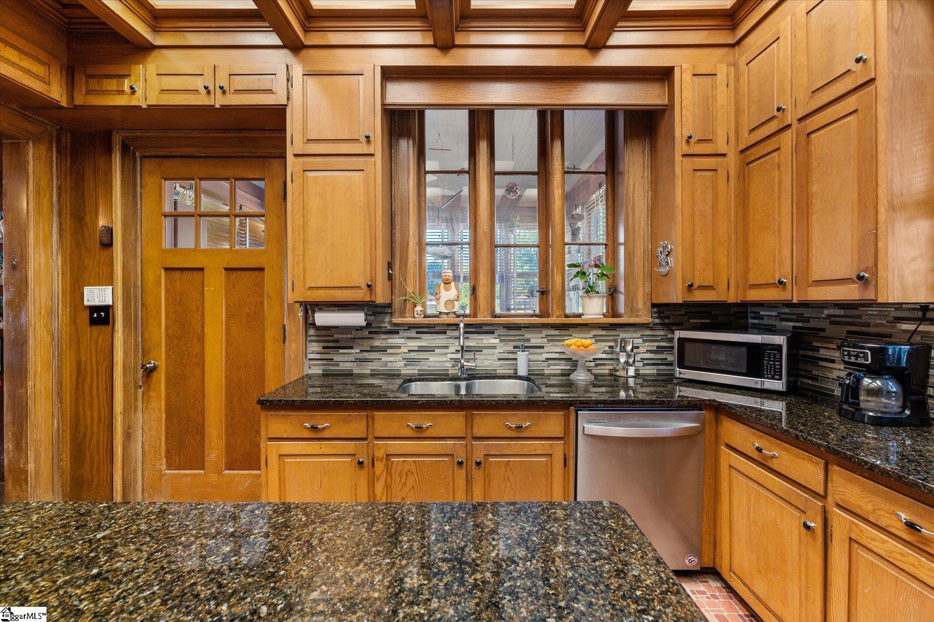 780 W Main Street Property Photo 31