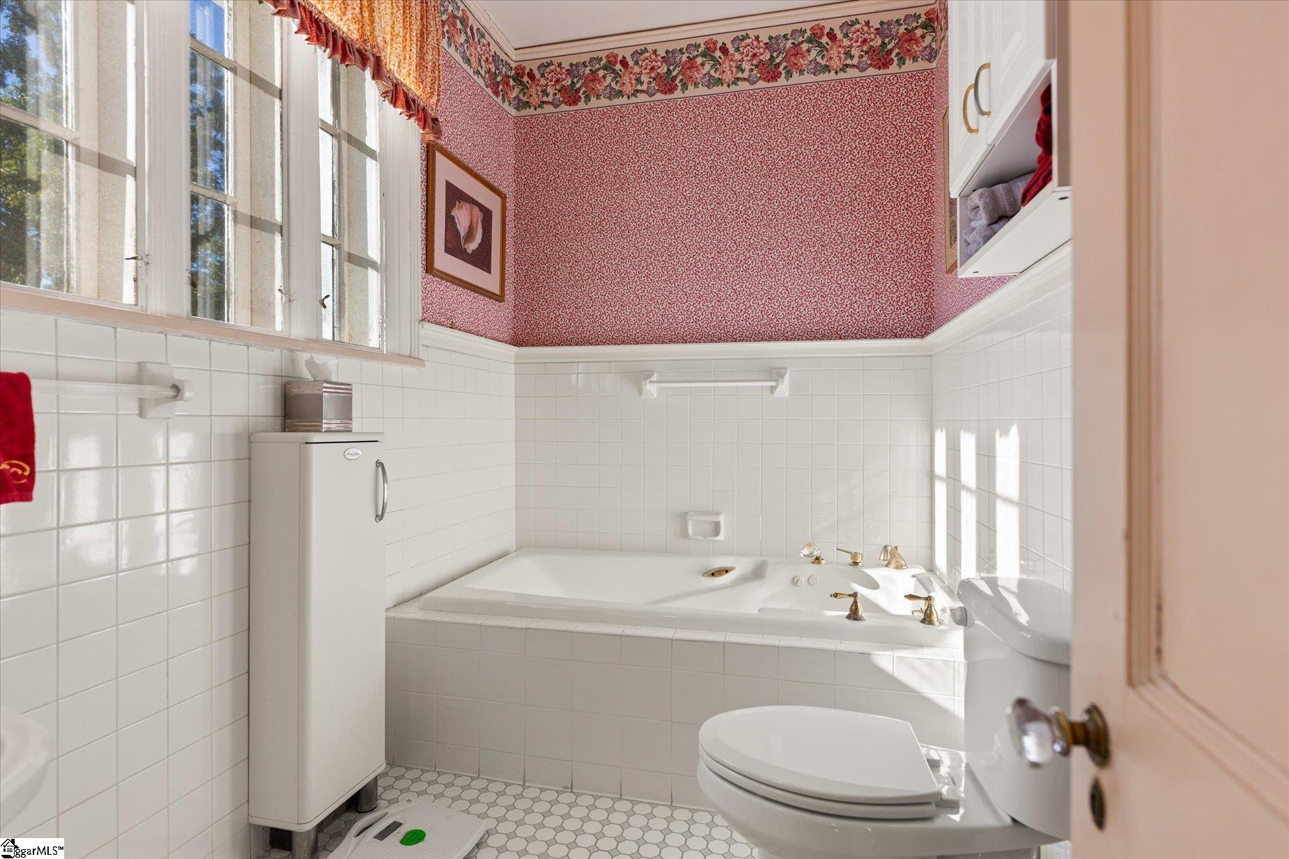 780 W Main Street Property Photo 35