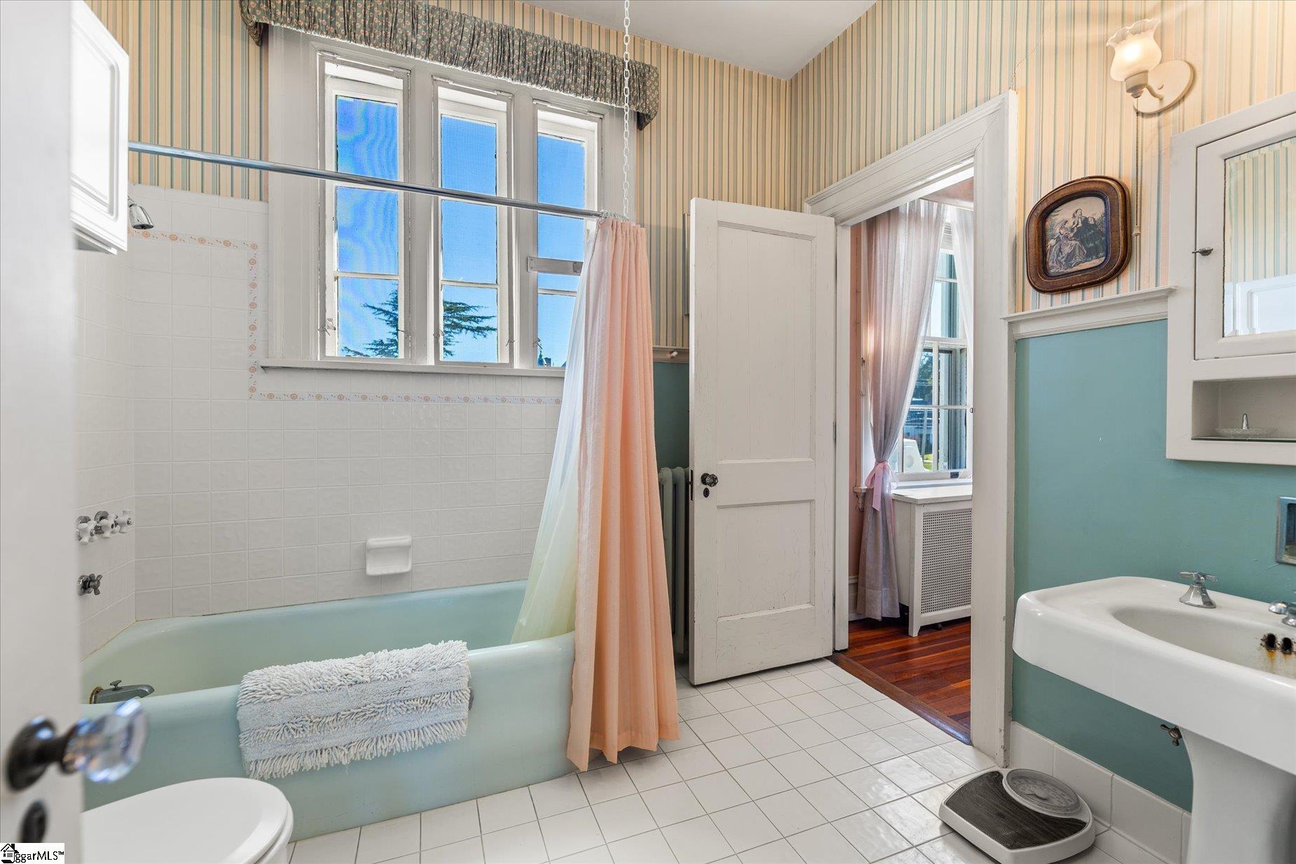 780 W Main Street Property Photo 41