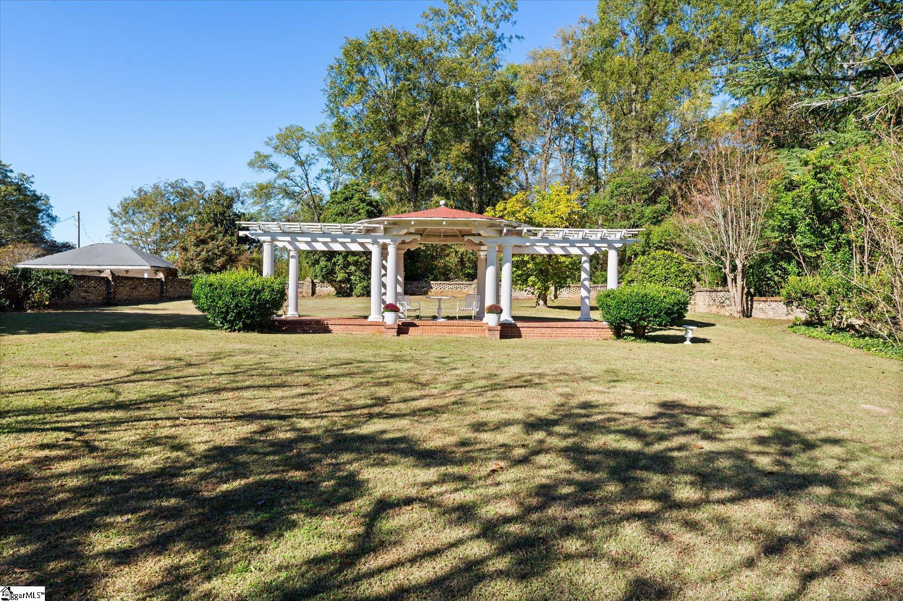 780 W Main Street Property Photo 50