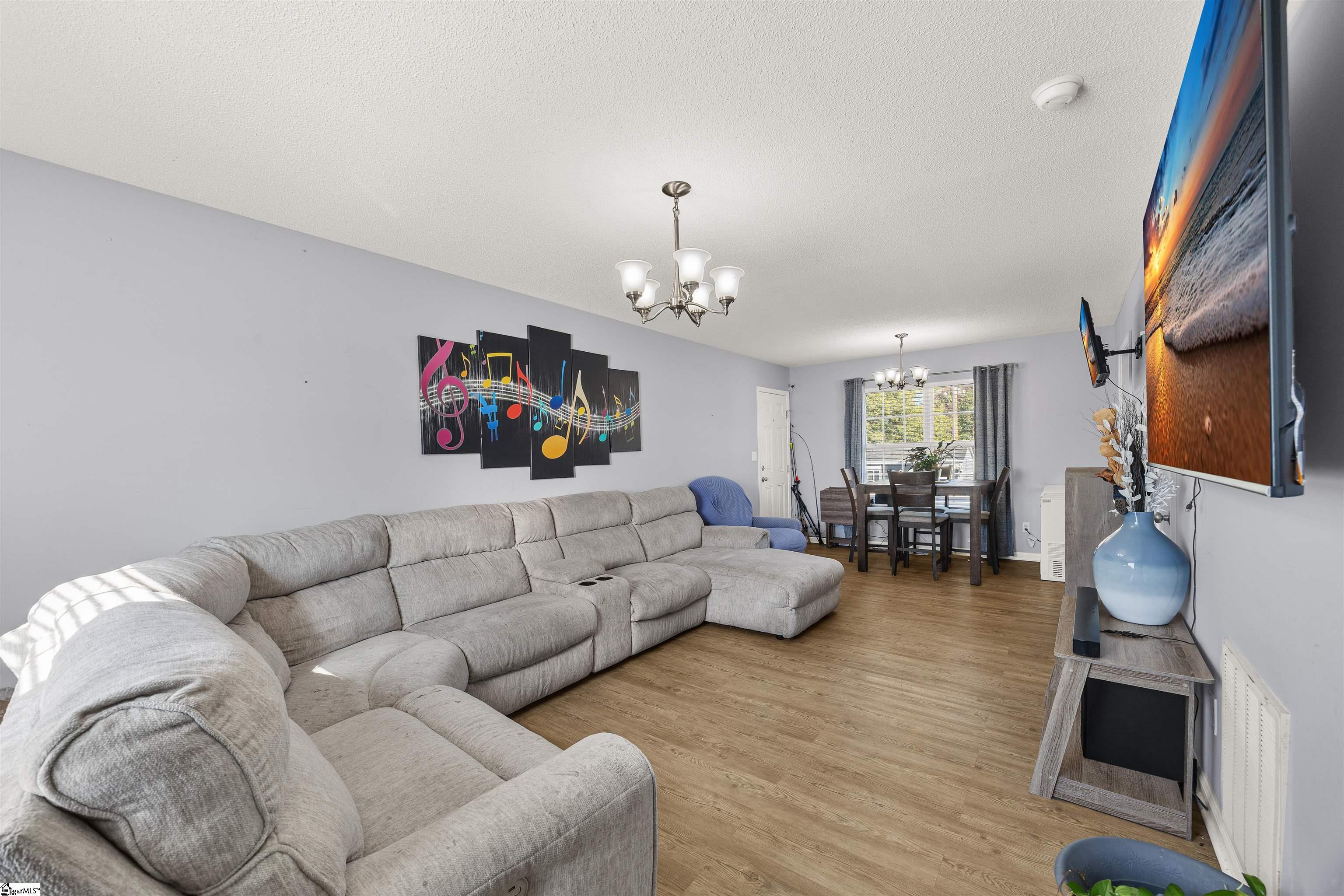 118 Doris Avenue Property Photo 3