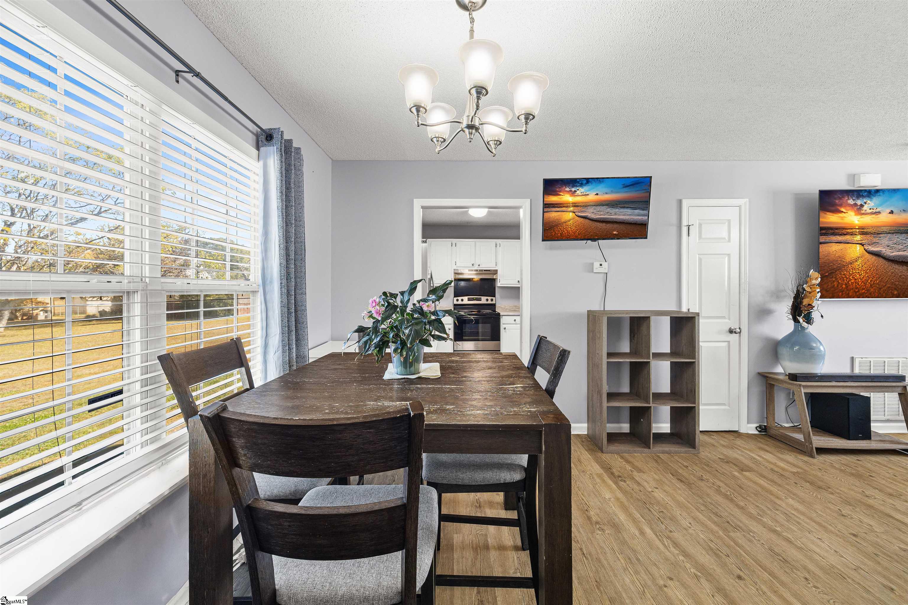 118 Doris Avenue Property Photo 4