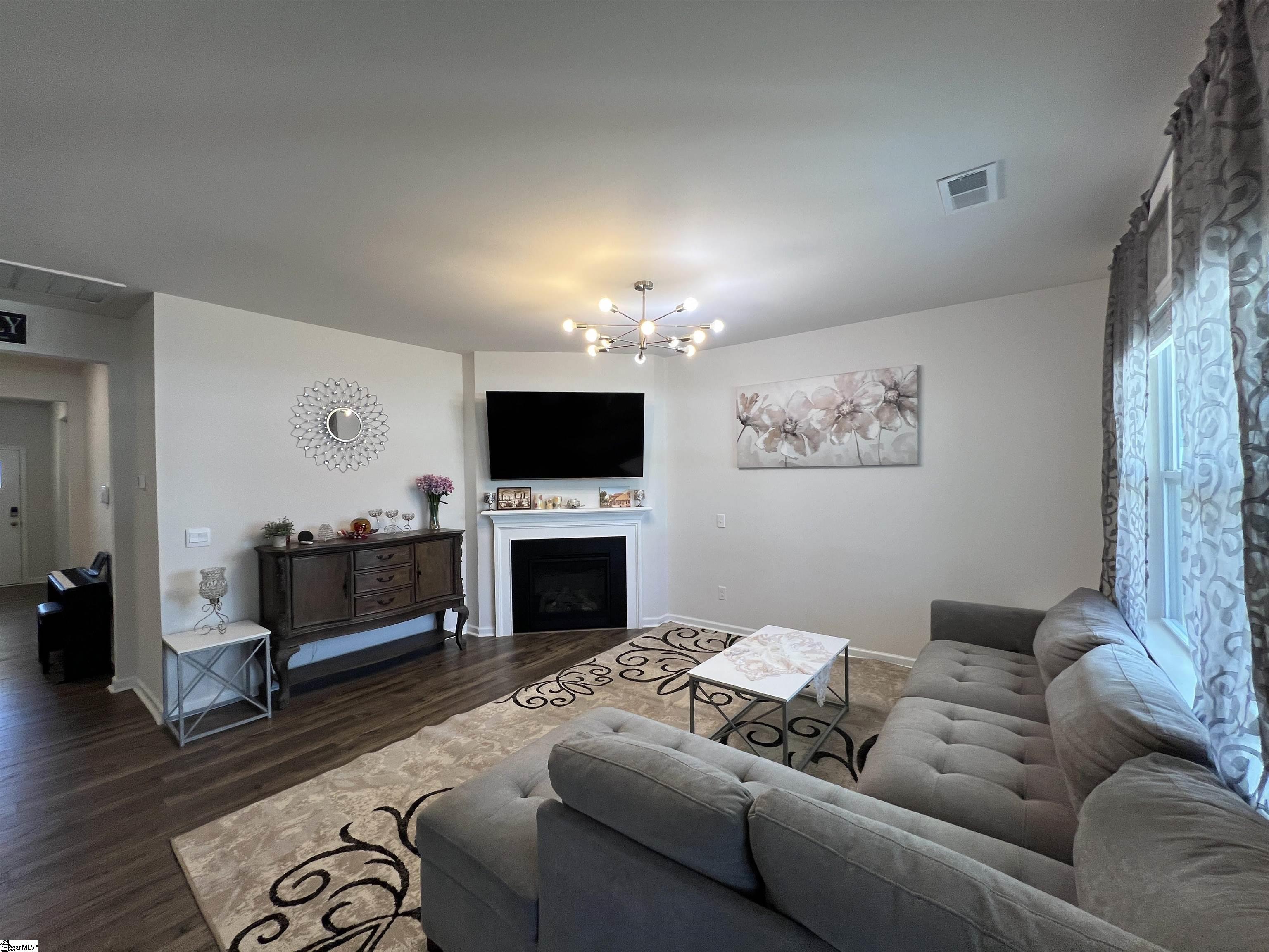 505 Topaz Court Property Photo 6