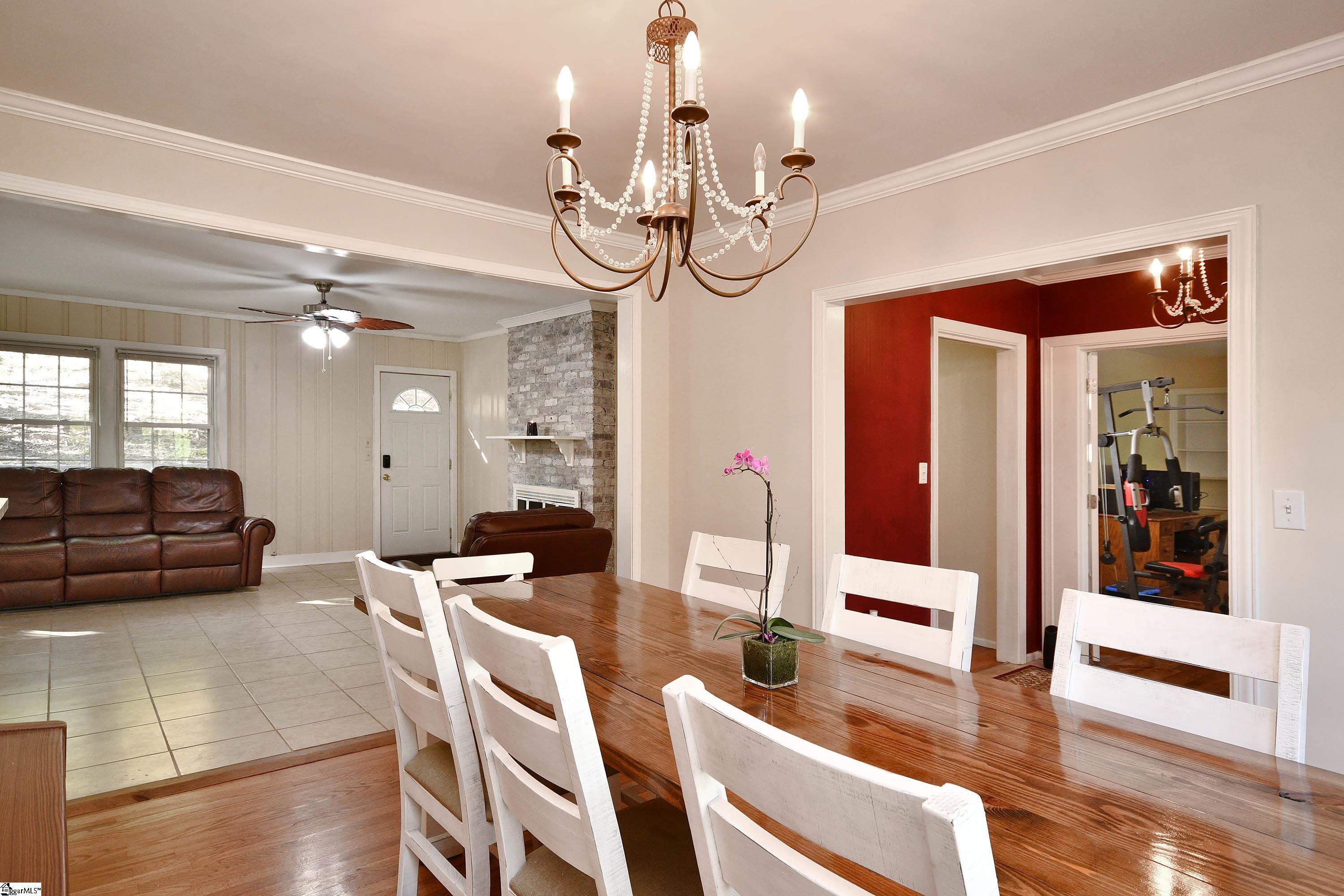 303 Tanglewood Drive Property Photo 9