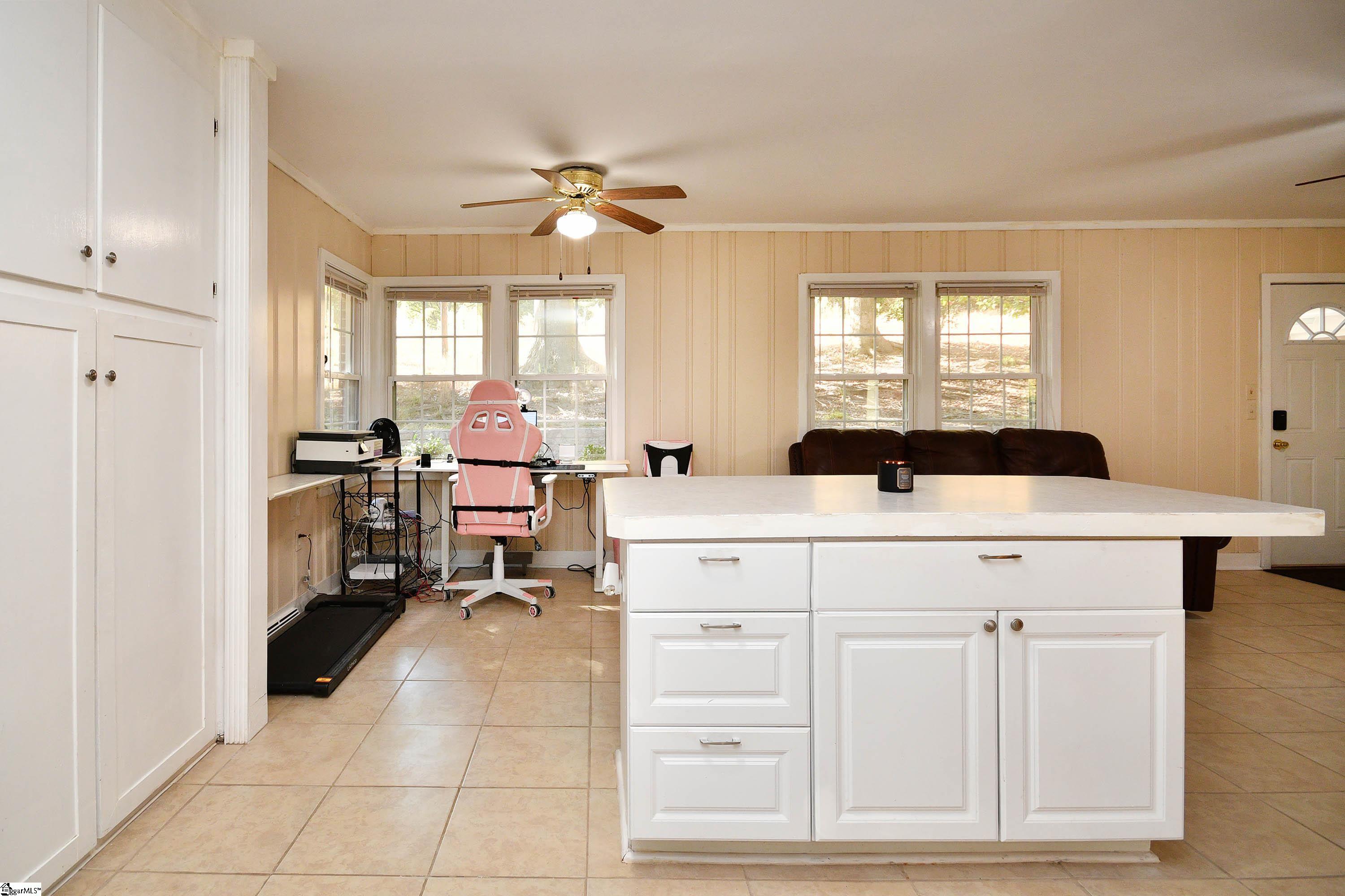 303 Tanglewood Drive Property Photo 18