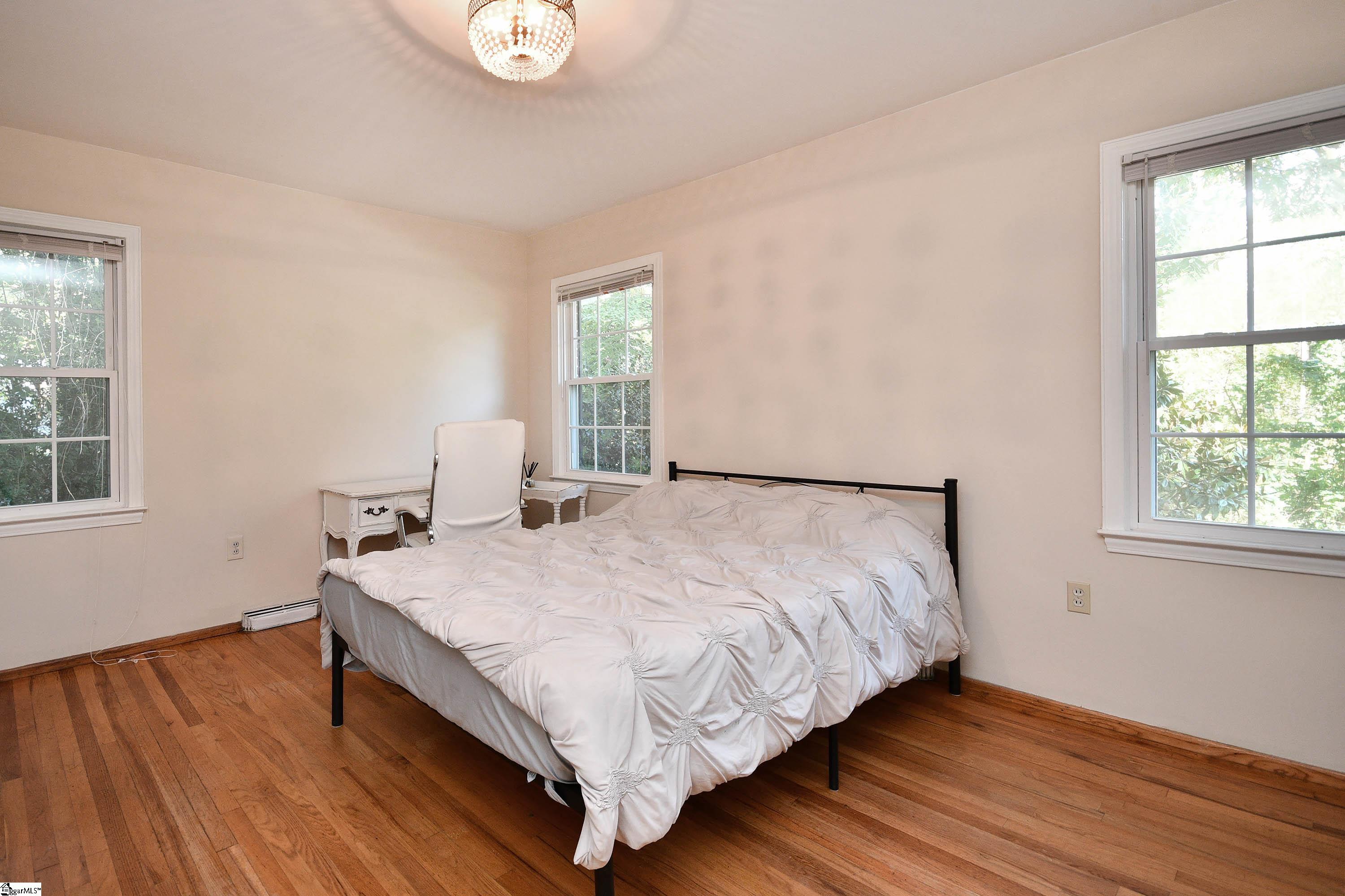 303 Tanglewood Drive Property Photo 34