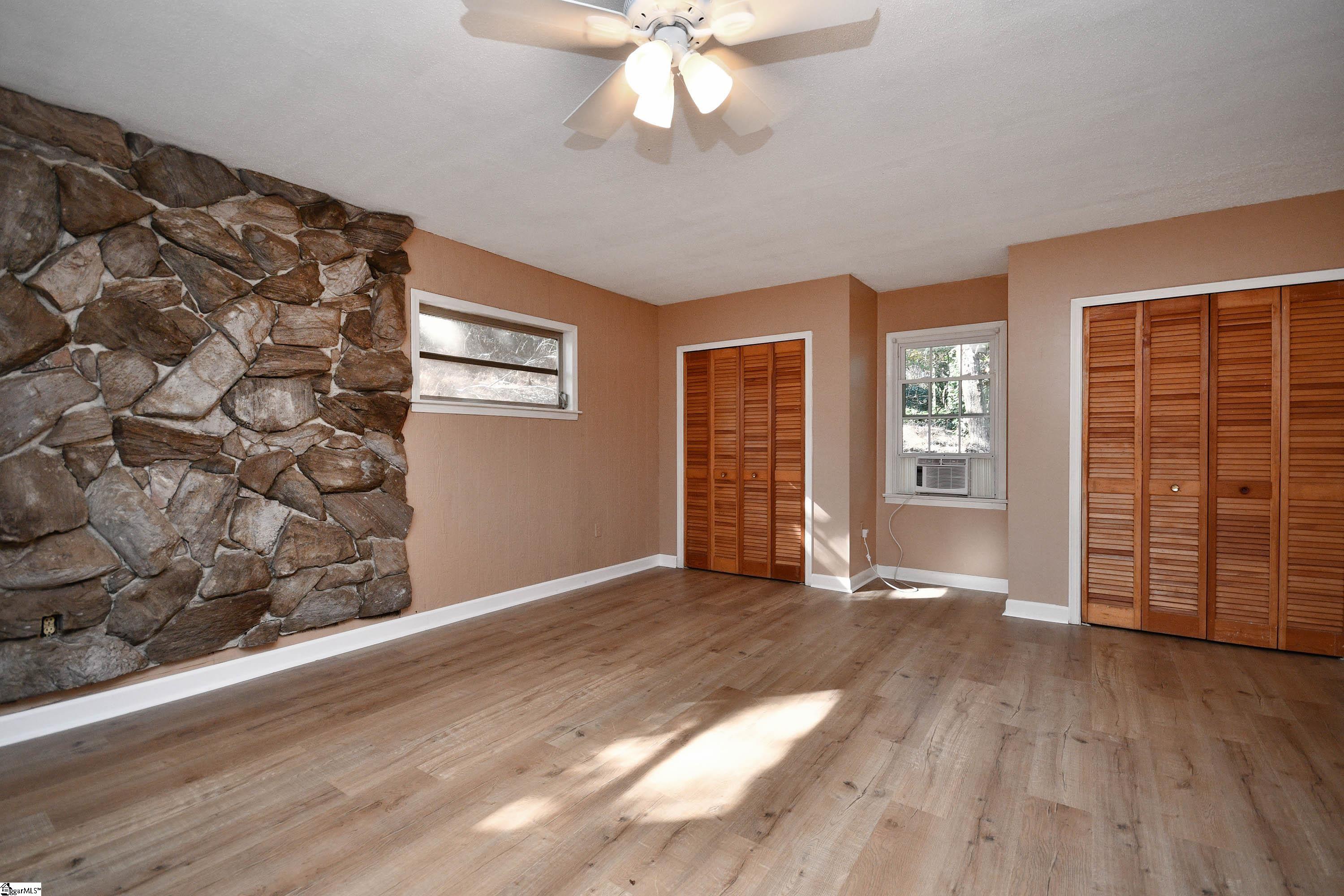 303 Tanglewood Drive Property Photo 38