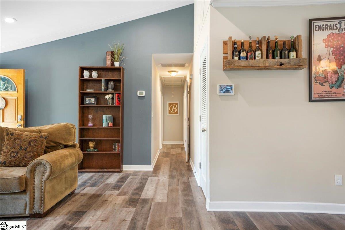 107 Gray Fox Square Property Photo 15