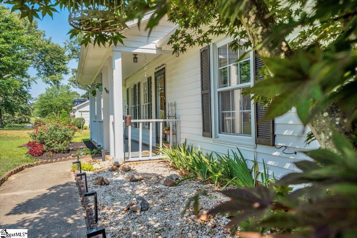 107 Gray Fox Square Property Photo 20