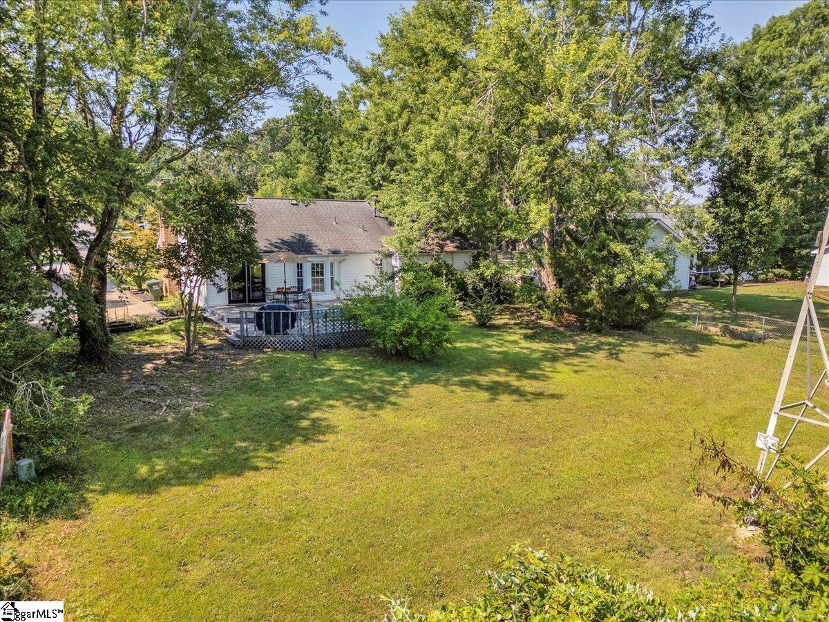 107 Gray Fox Square Property Photo 24