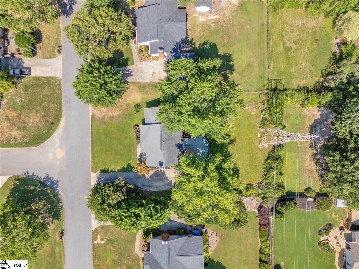 107 Gray Fox Square Property Photo 28