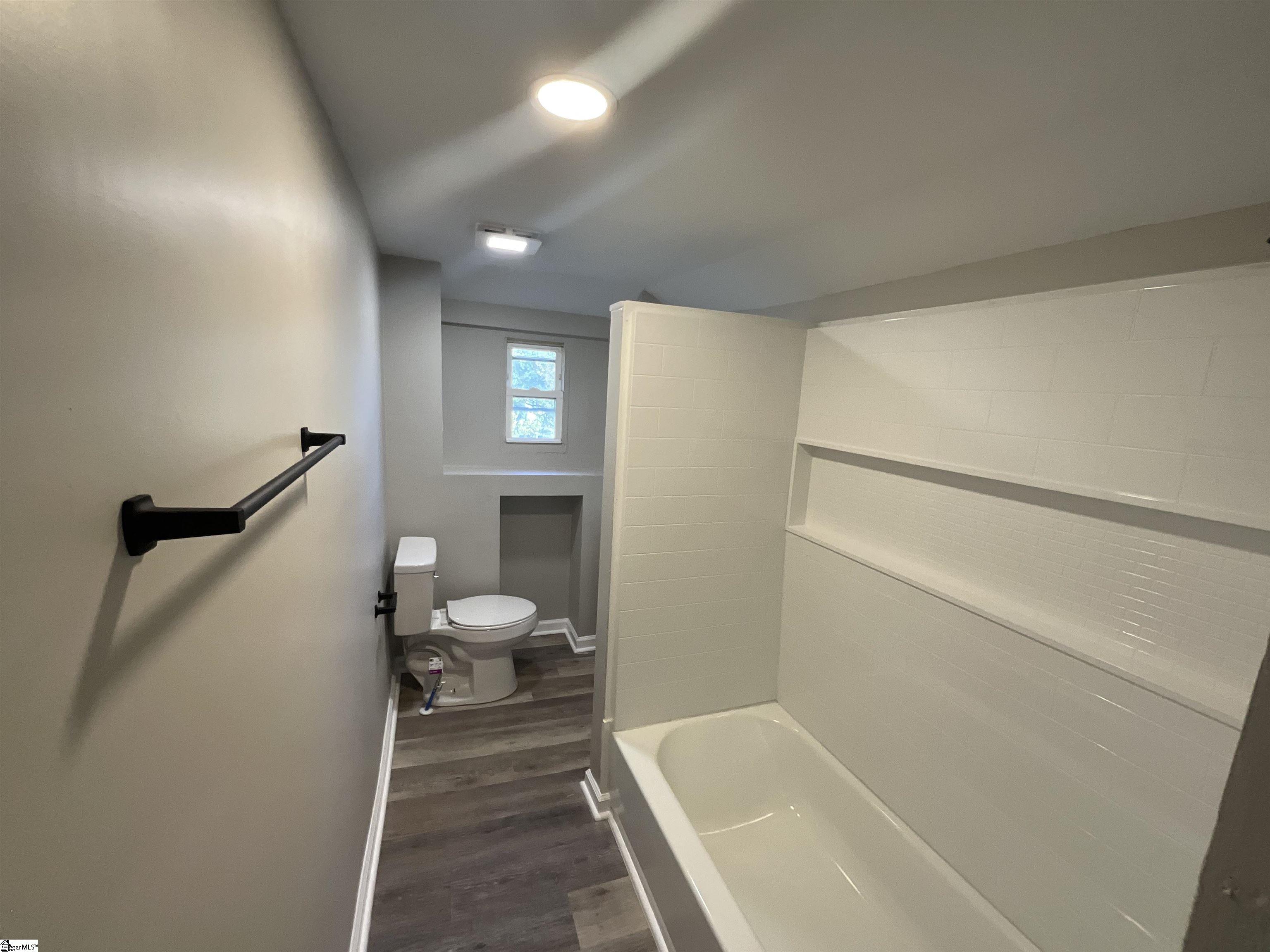 505 E Robinson Street Property Photo 12