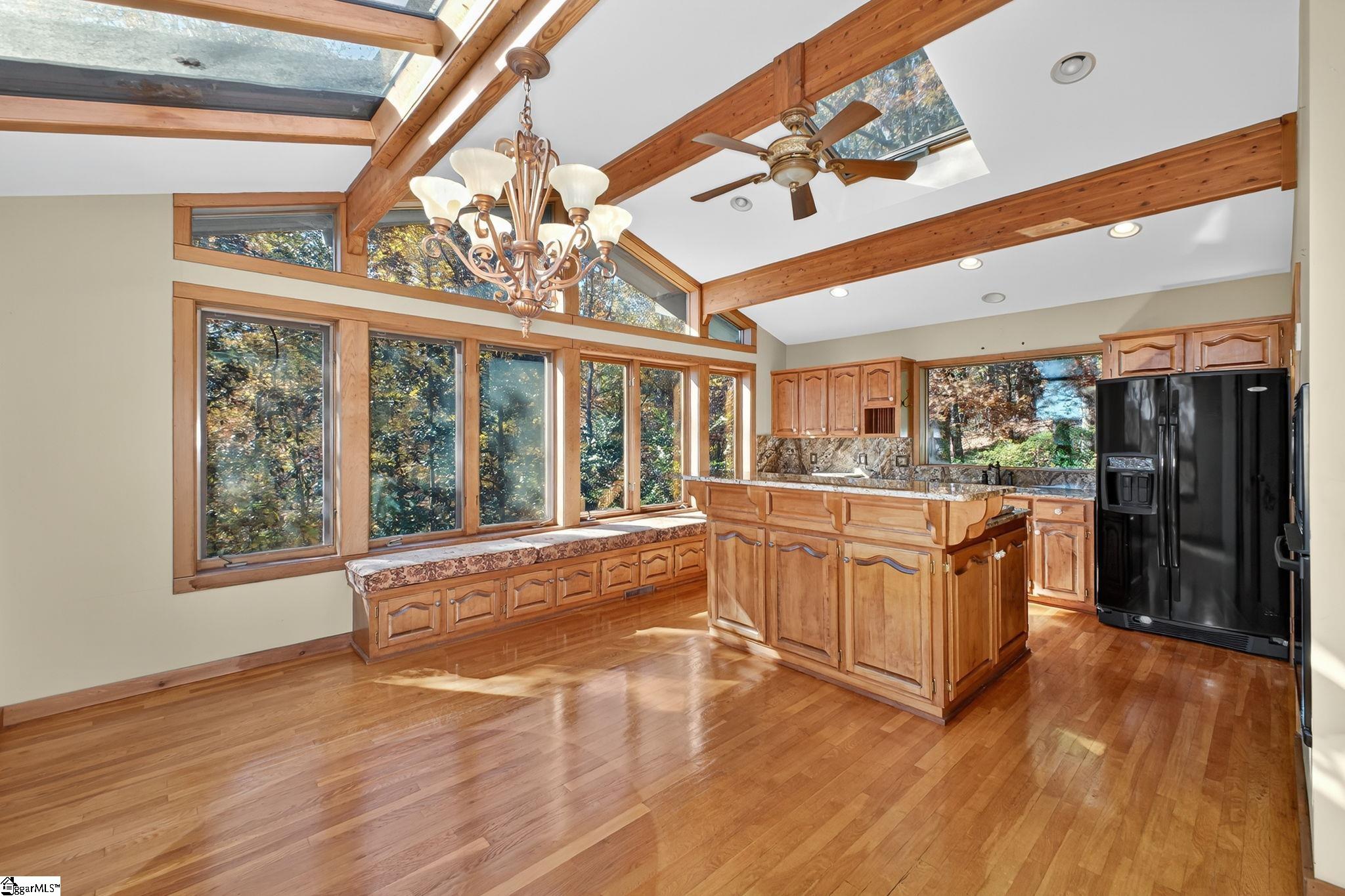 2 Deep Notch Way Property Photo 14