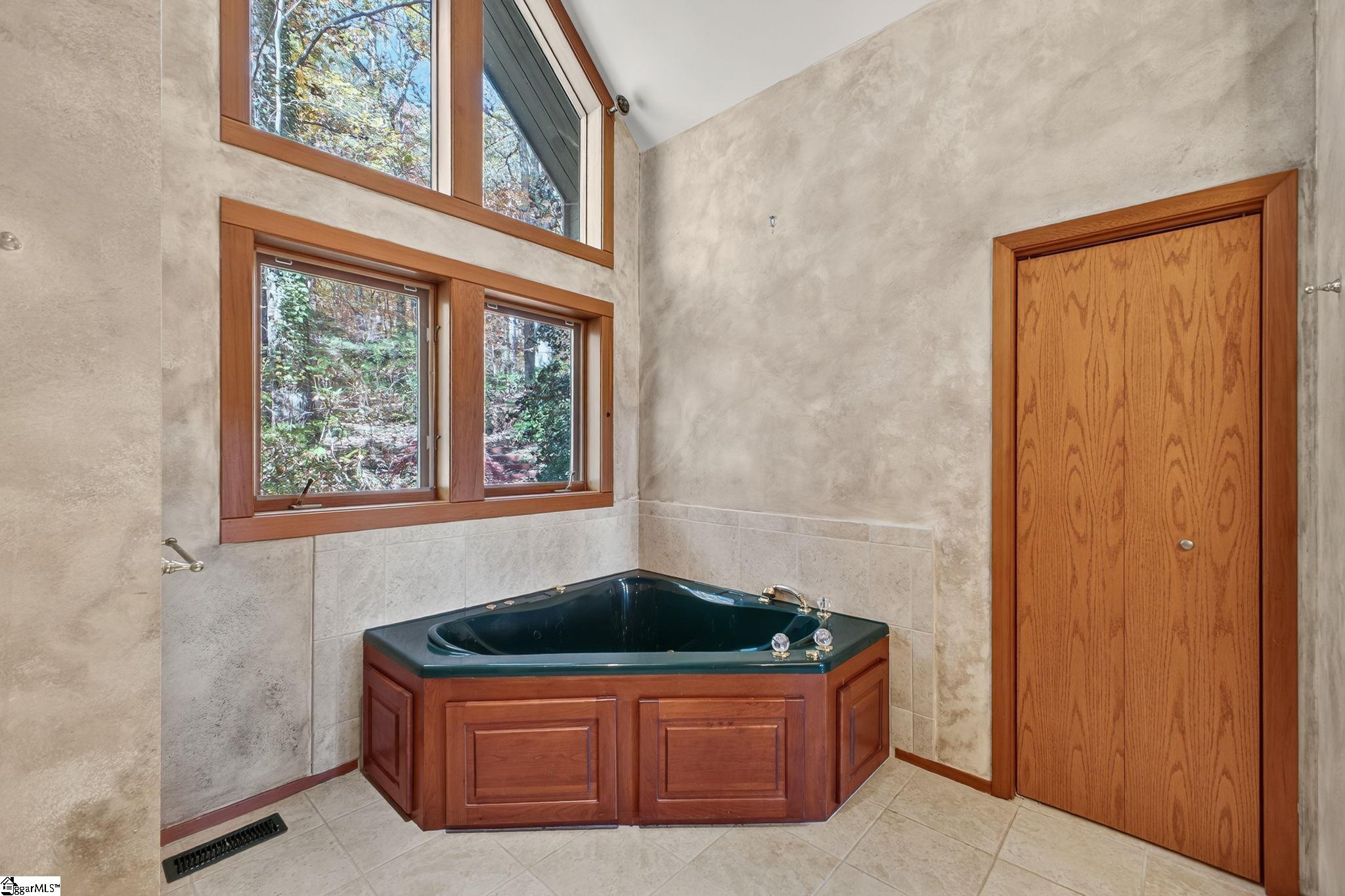 2 Deep Notch Way Property Photo 24