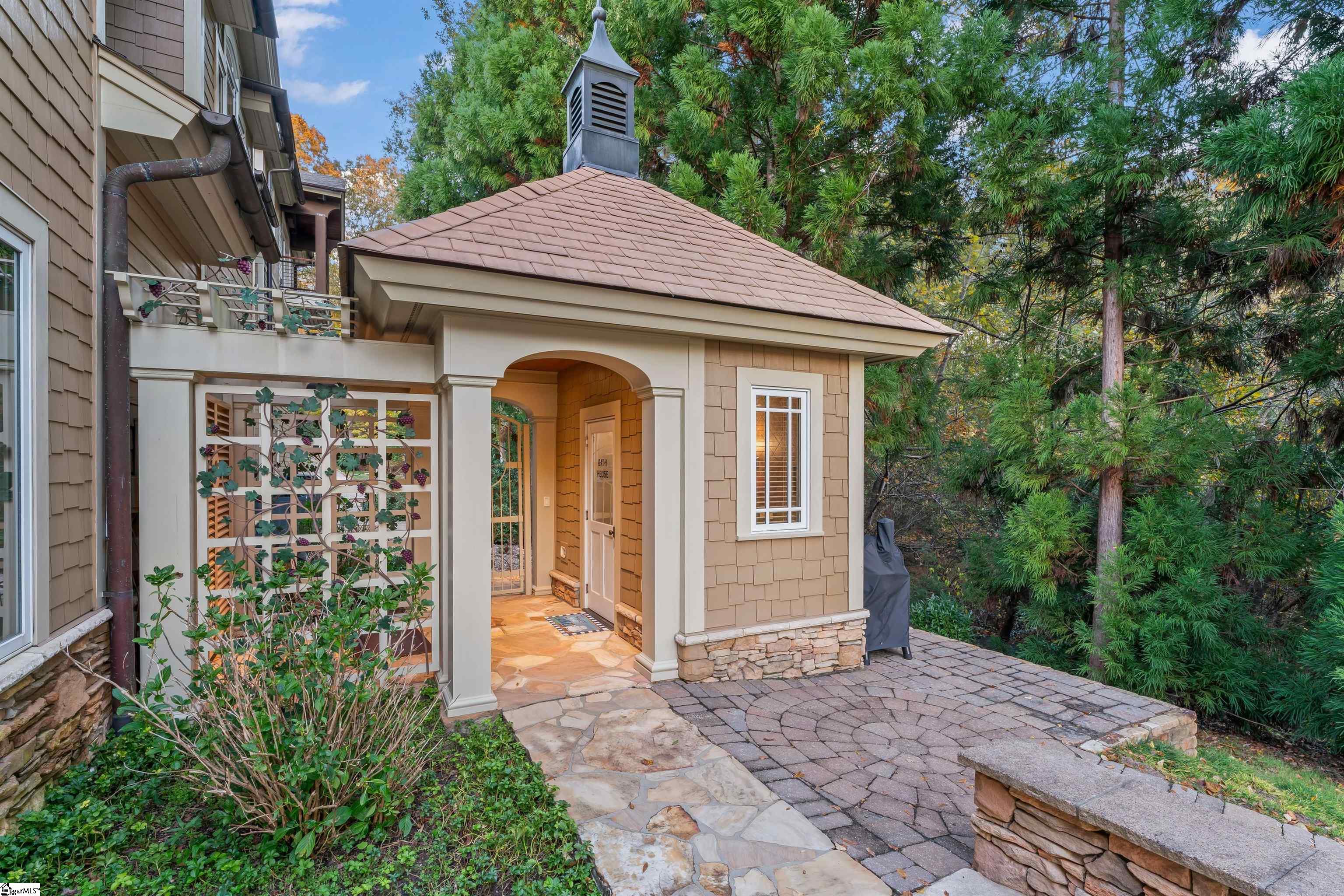 1574544 Property Photo 45