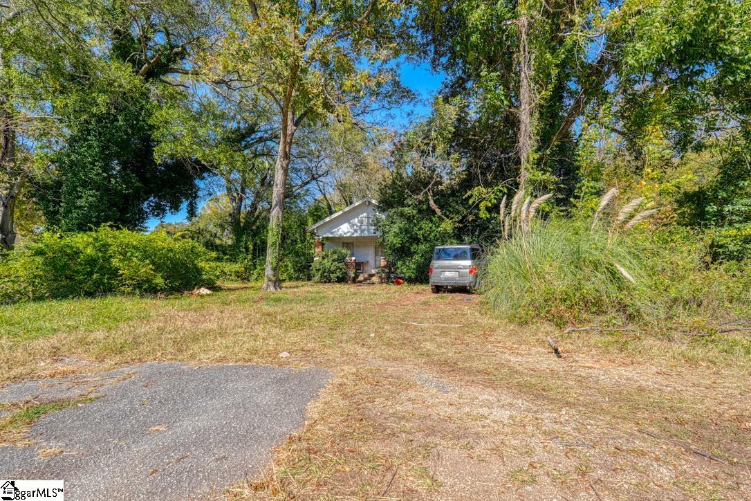 3014 E Main Street Extension Property Photo 2
