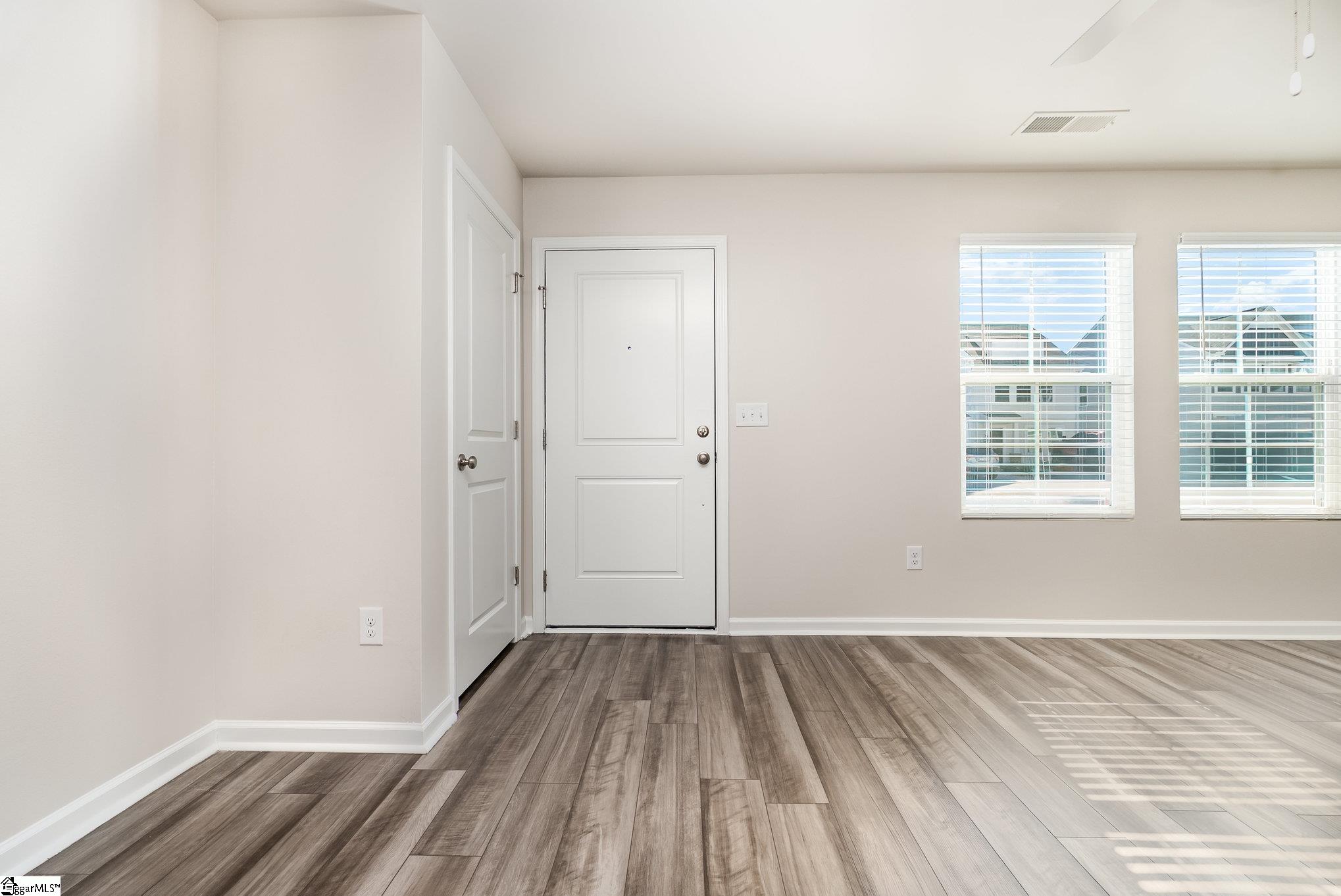 643 Blossom Run Property Photo 3