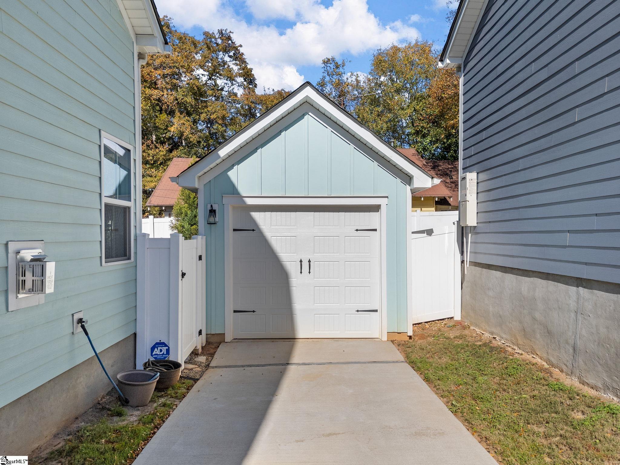 176 Rudisal Street Property Photo 10