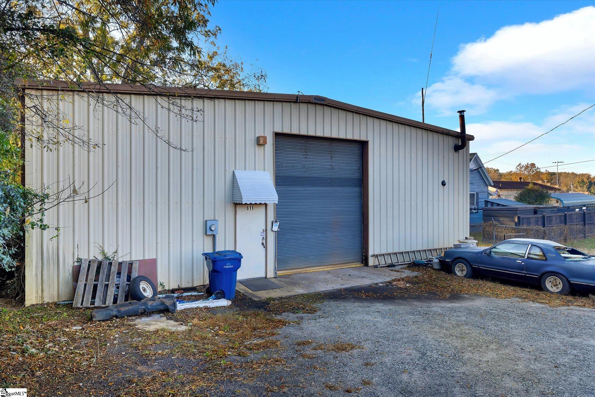 609 Fair Street Property Photo 2