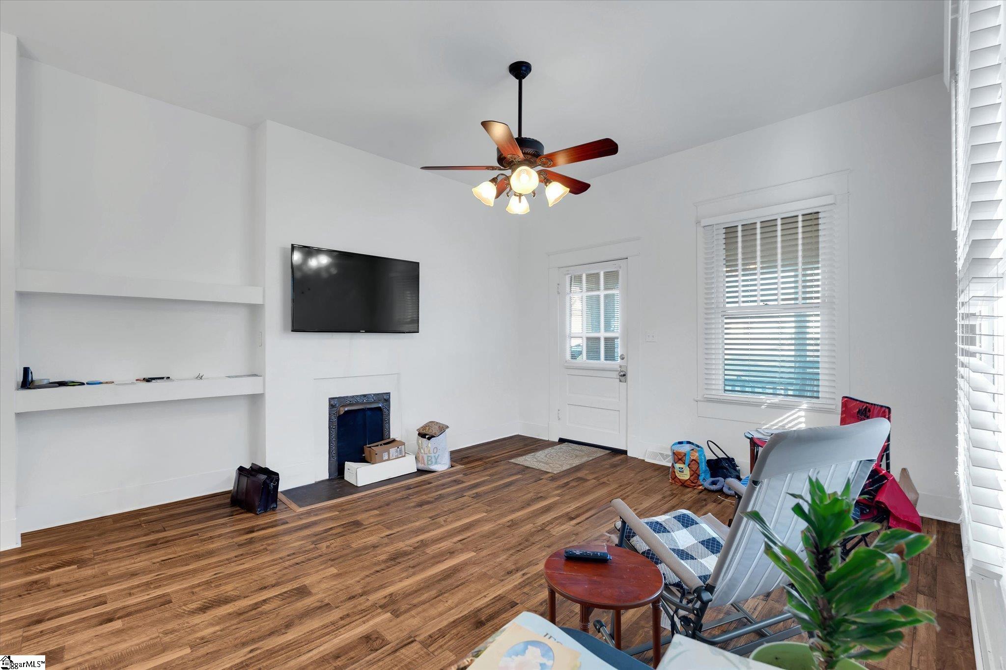 609 Fair Street Property Photo 5