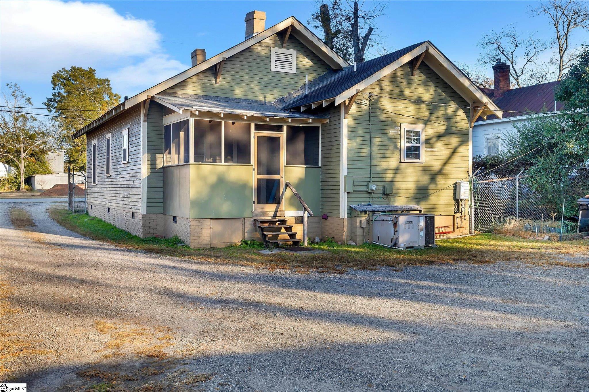 609 Fair Street Property Photo 17