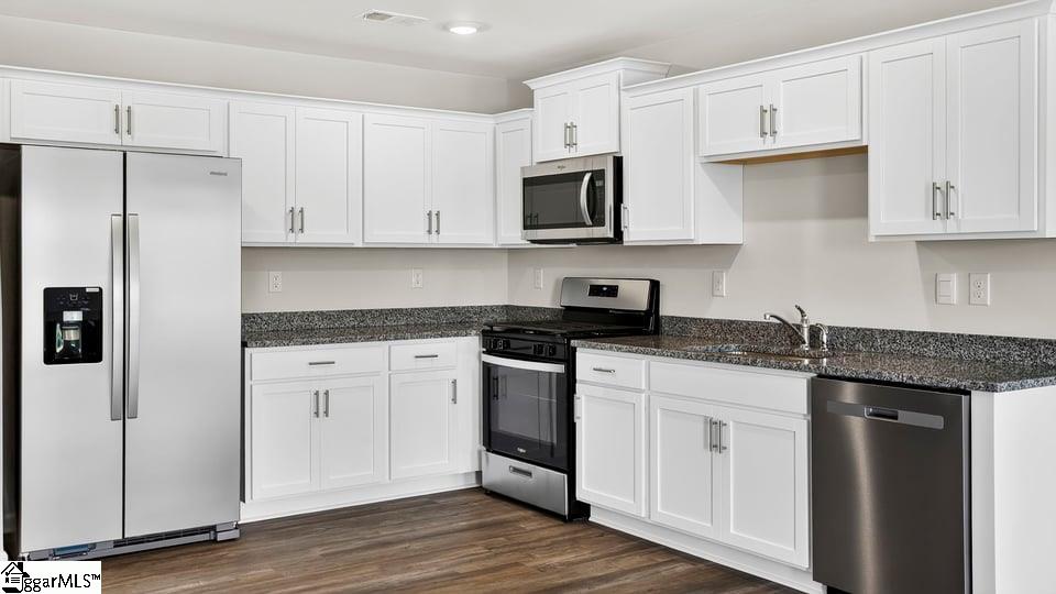 109 Elgin Drive Property Photo 17