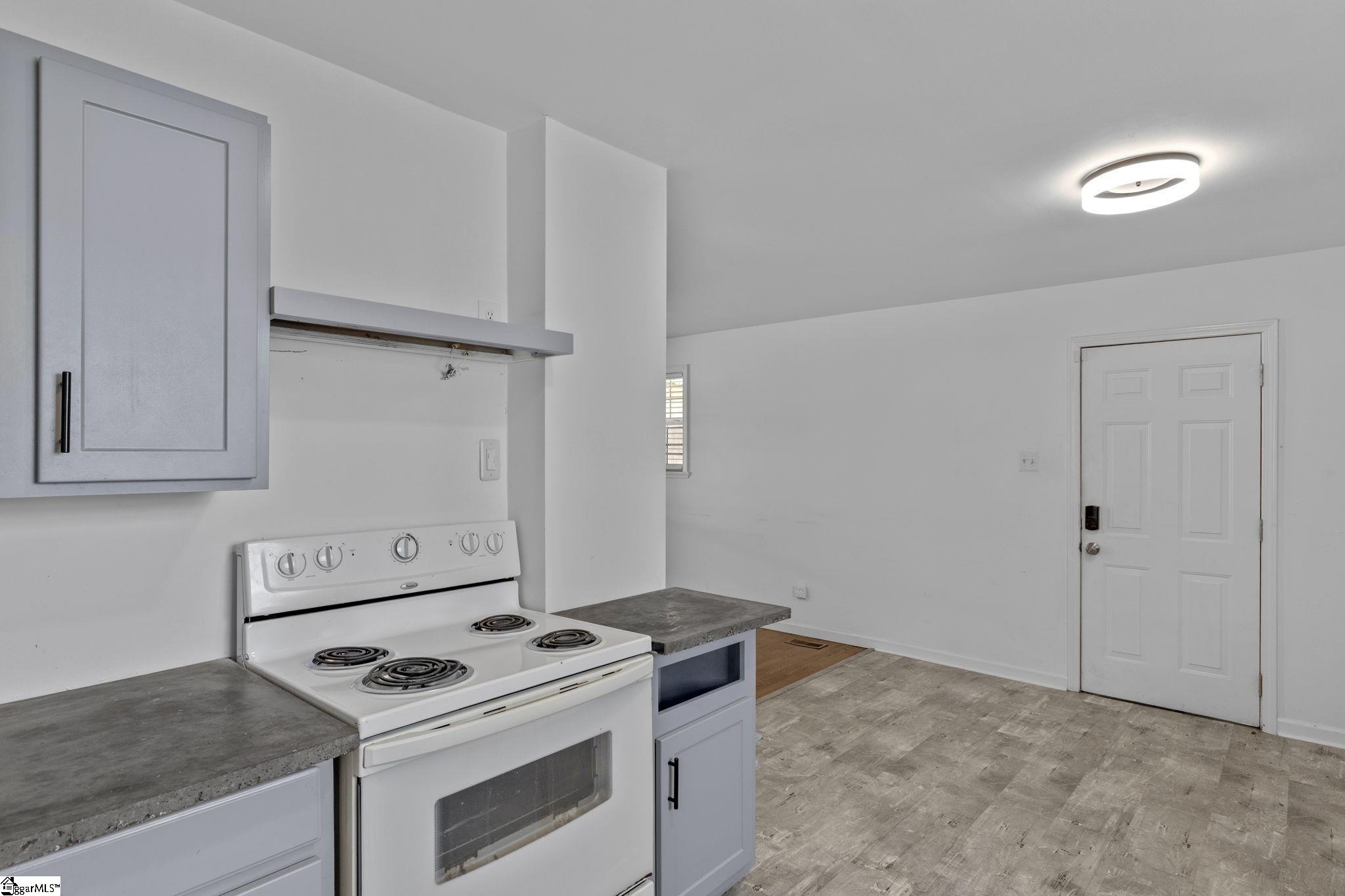202 Cove Creek Road Property Photo 13