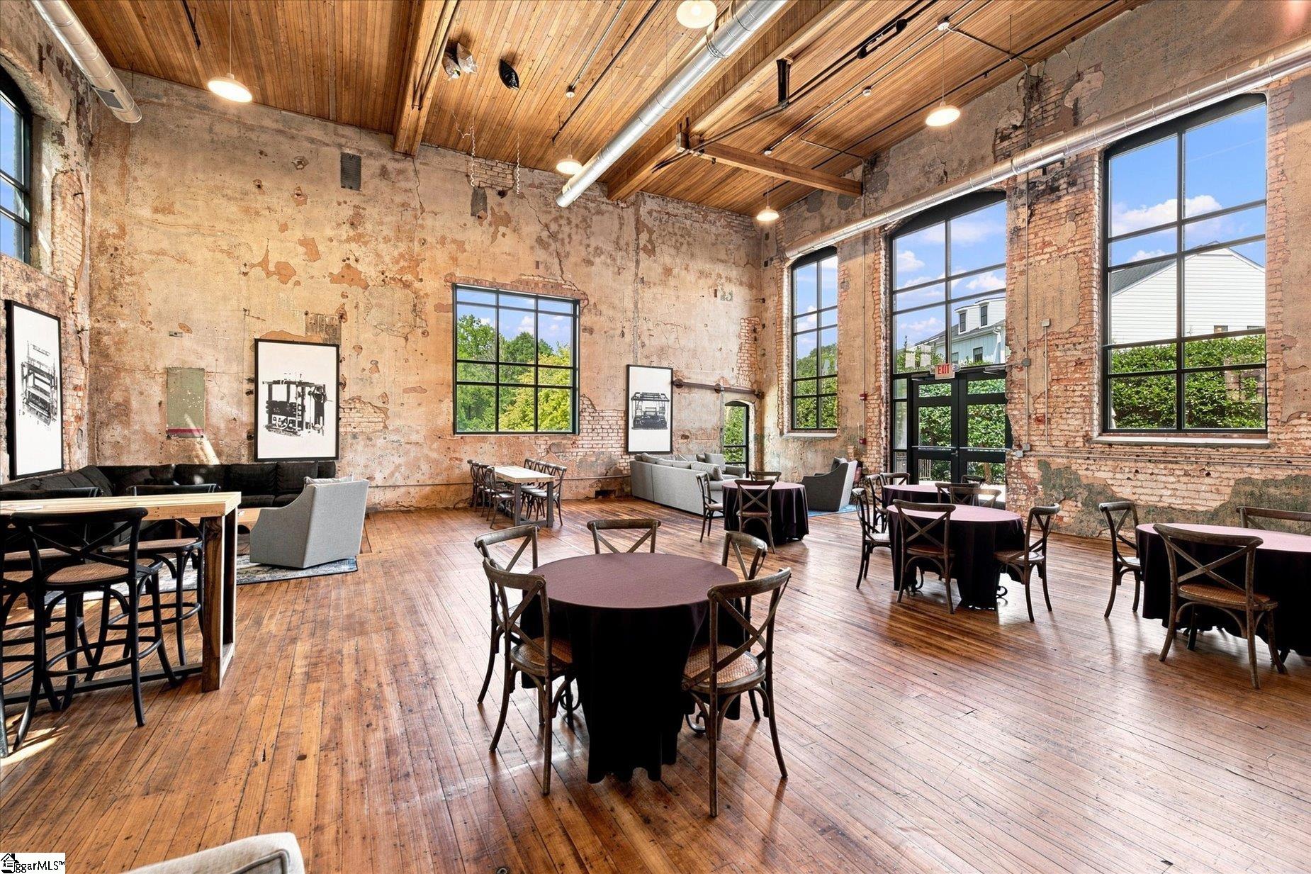 400 Mills Avenue Property Photo 38