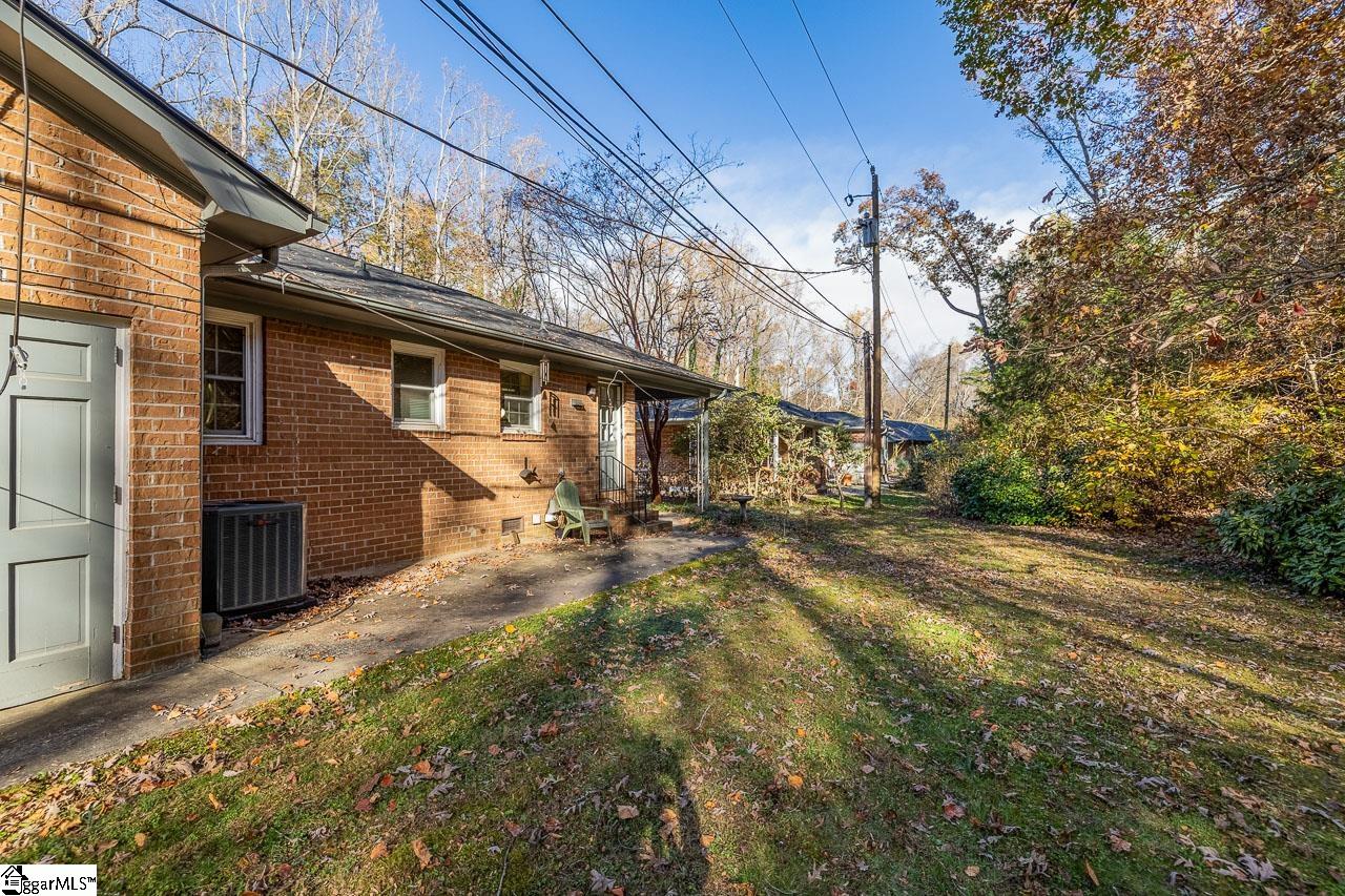 1 B Heritage Court Property Photo 15
