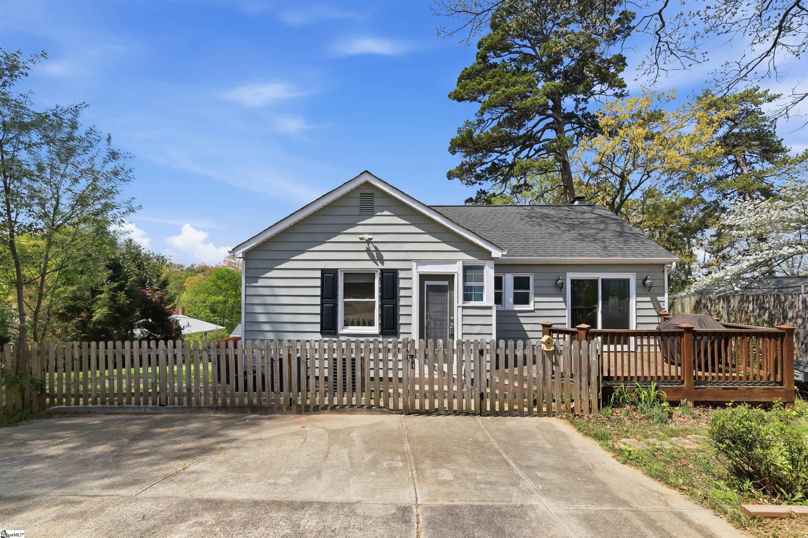 107 Haviland Avenue Property Photo 45