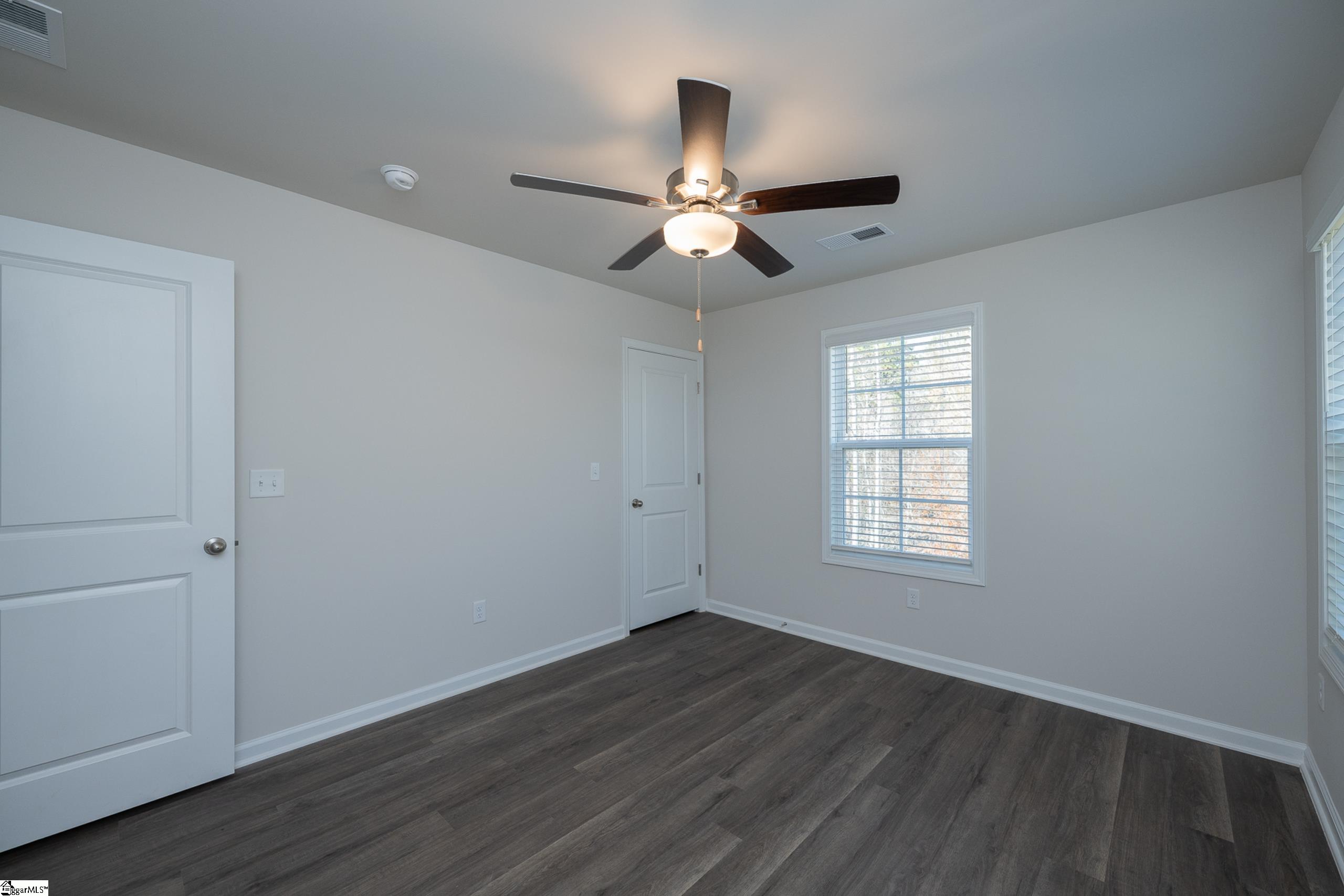 221 Waltham Court Property Photo 10