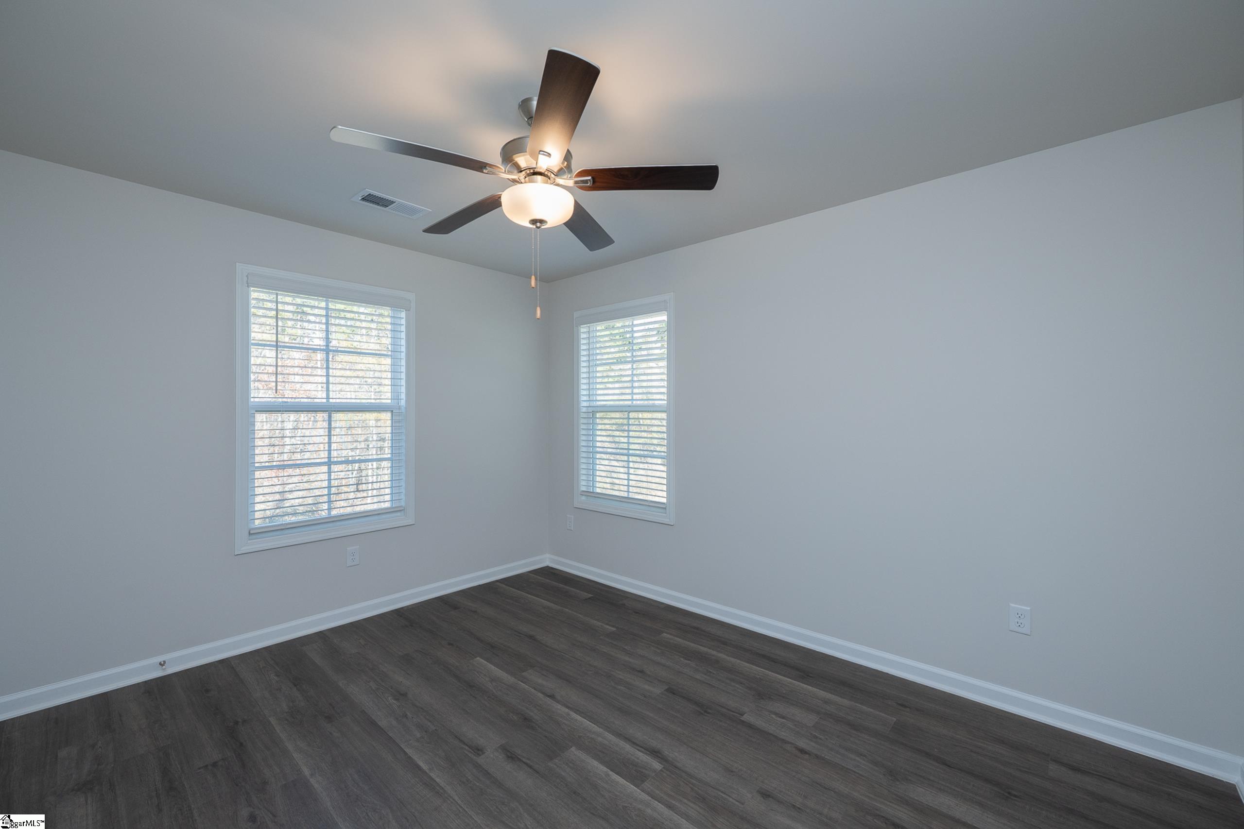 221 Waltham Court Property Photo 11