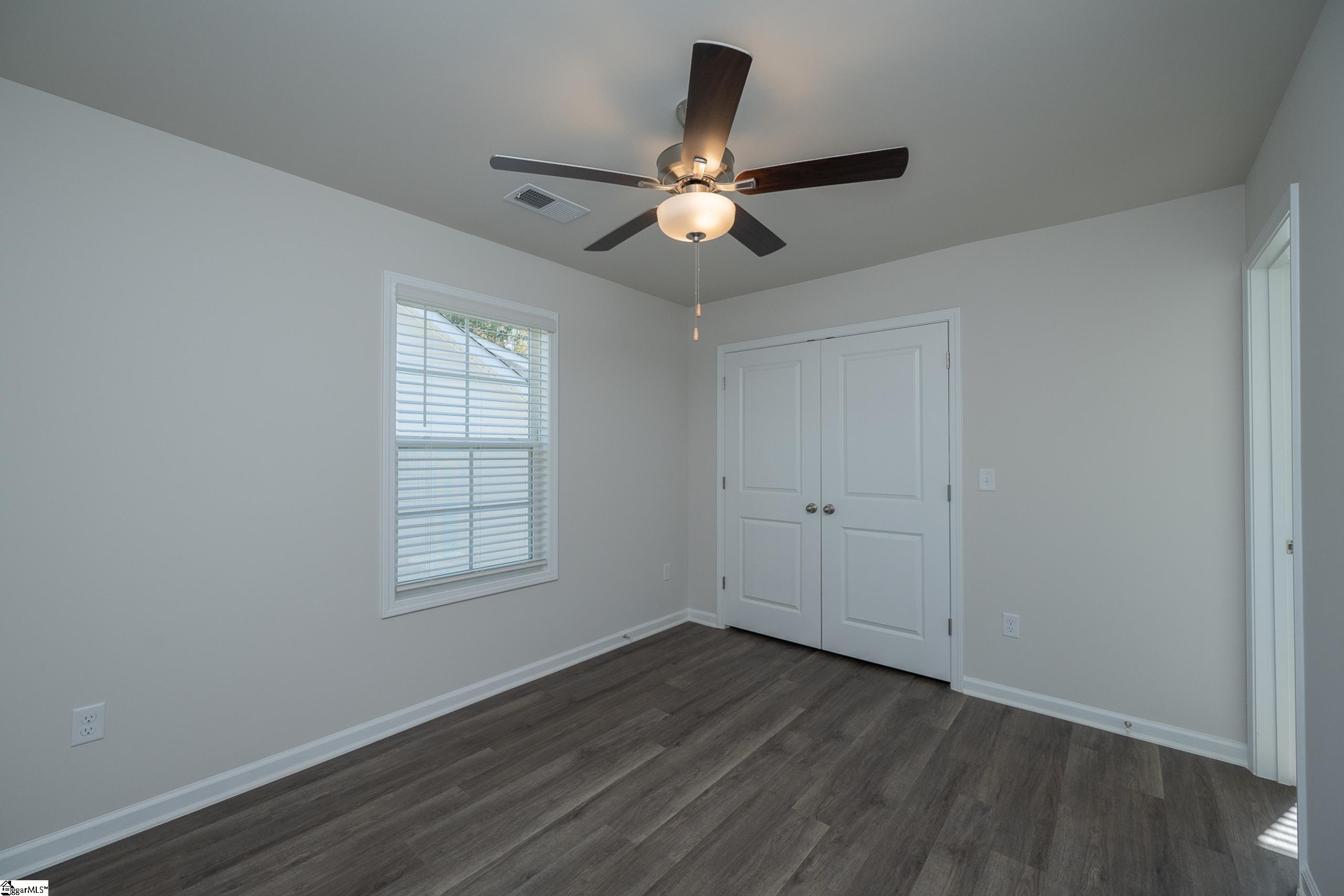 221 Waltham Court Property Photo 21