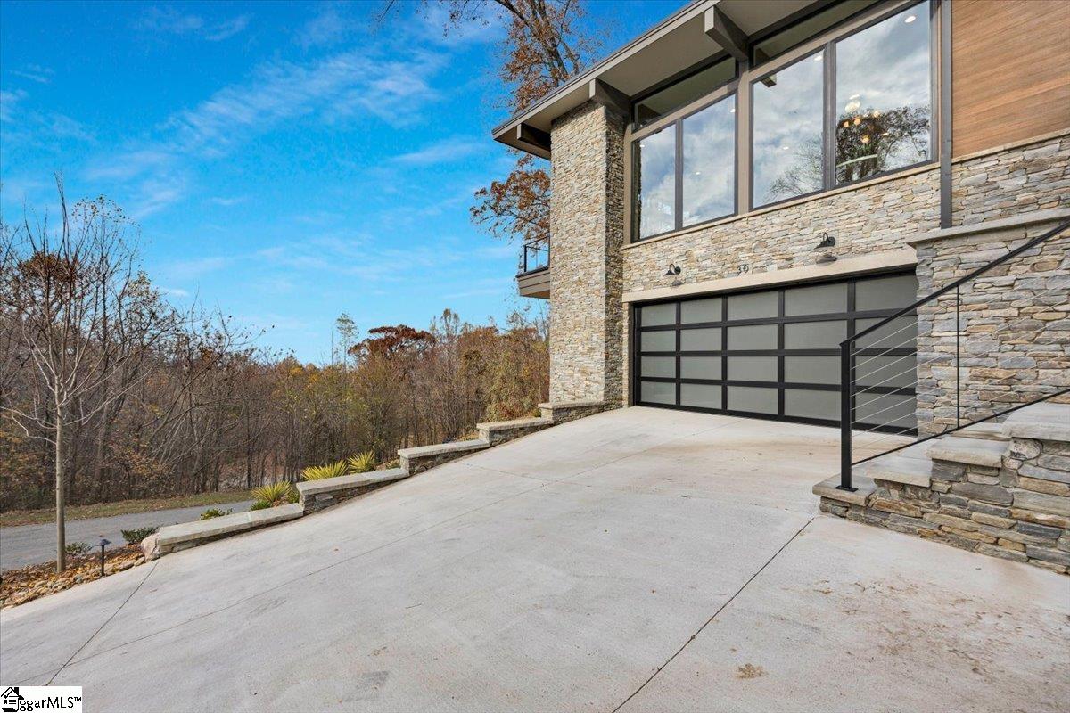 30 Windfaire Pass Court Property Photo 4