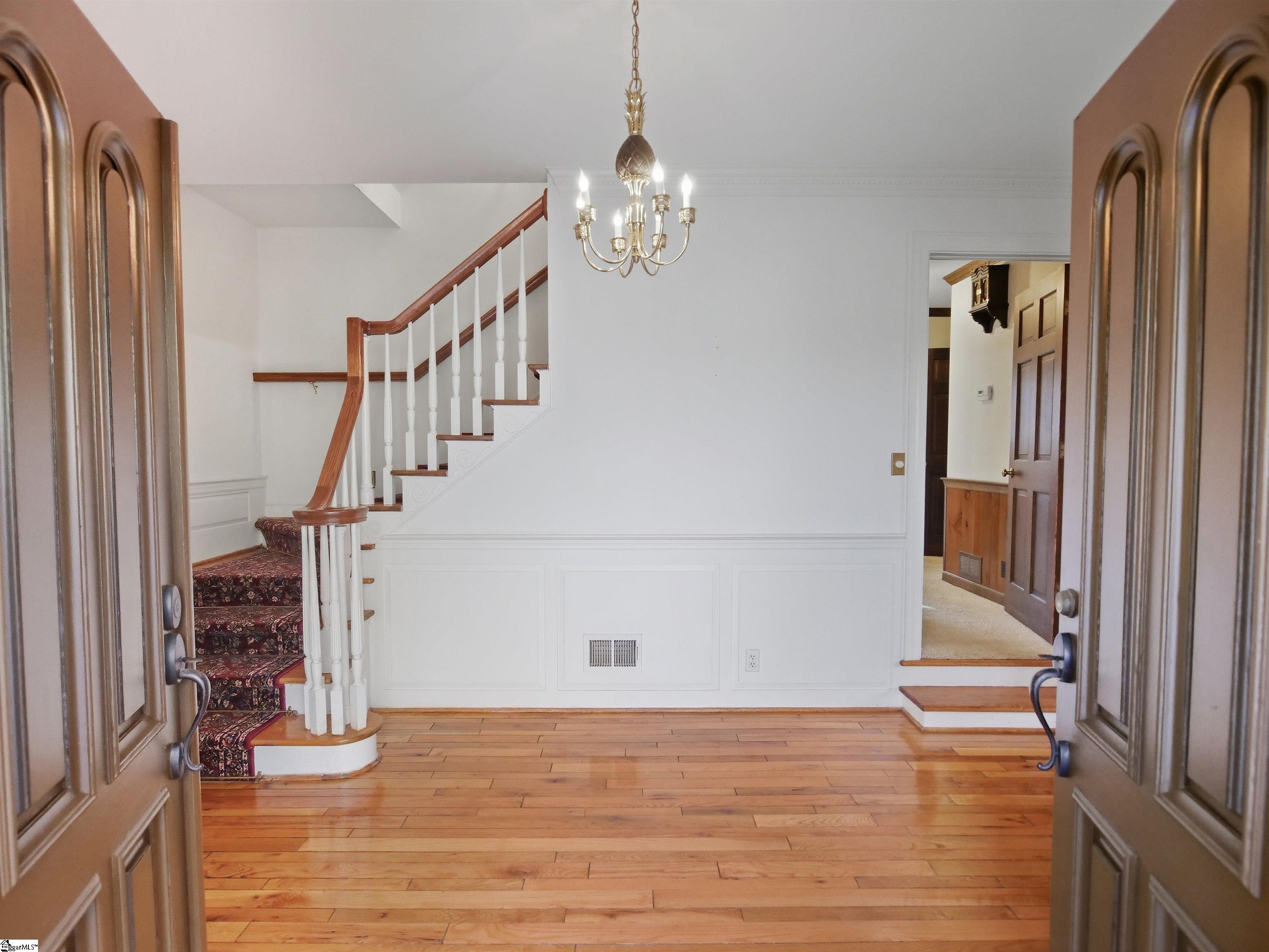 100 Kirkwood Place Property Photo 2
