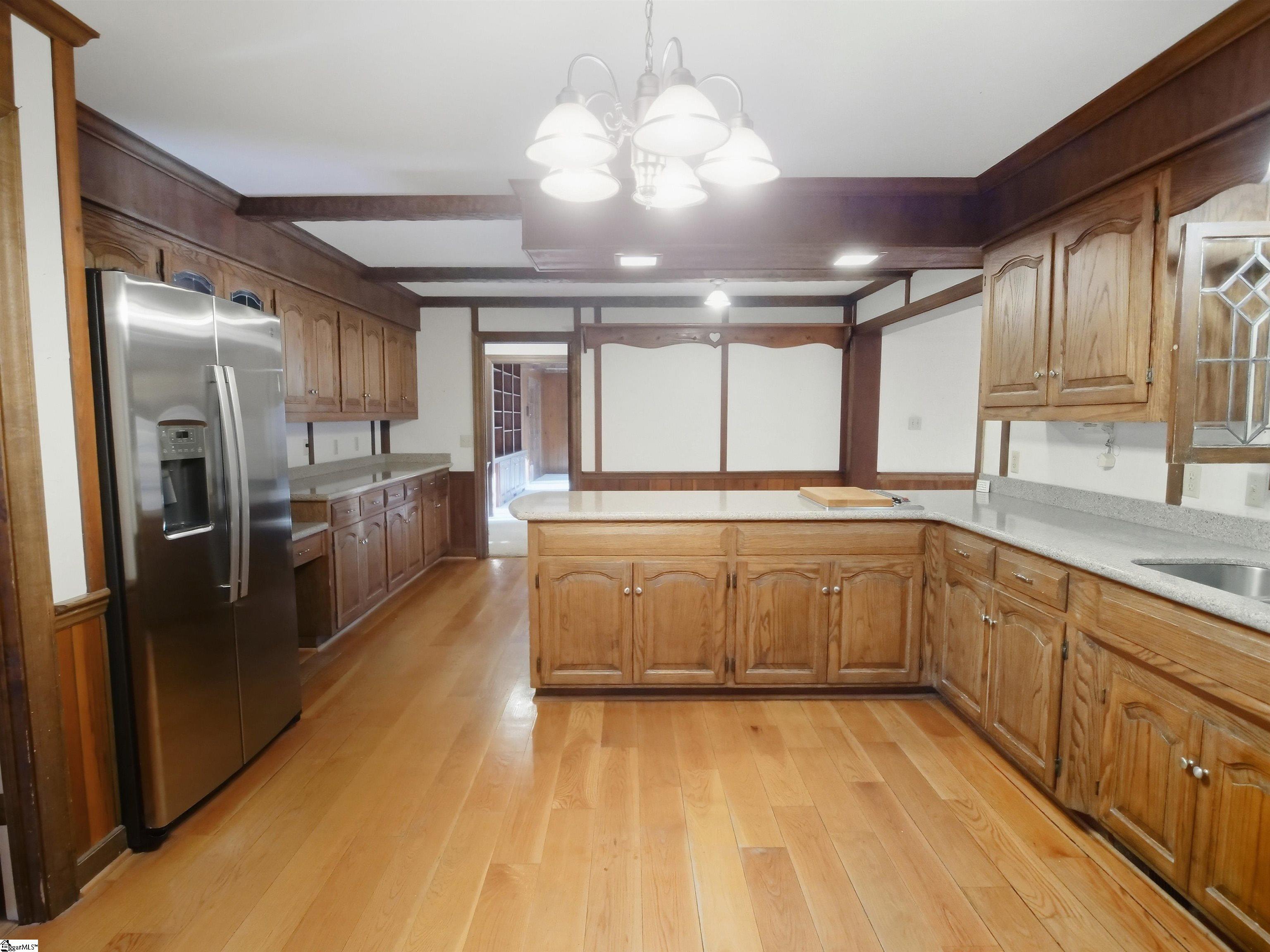100 Kirkwood Place Property Photo 9