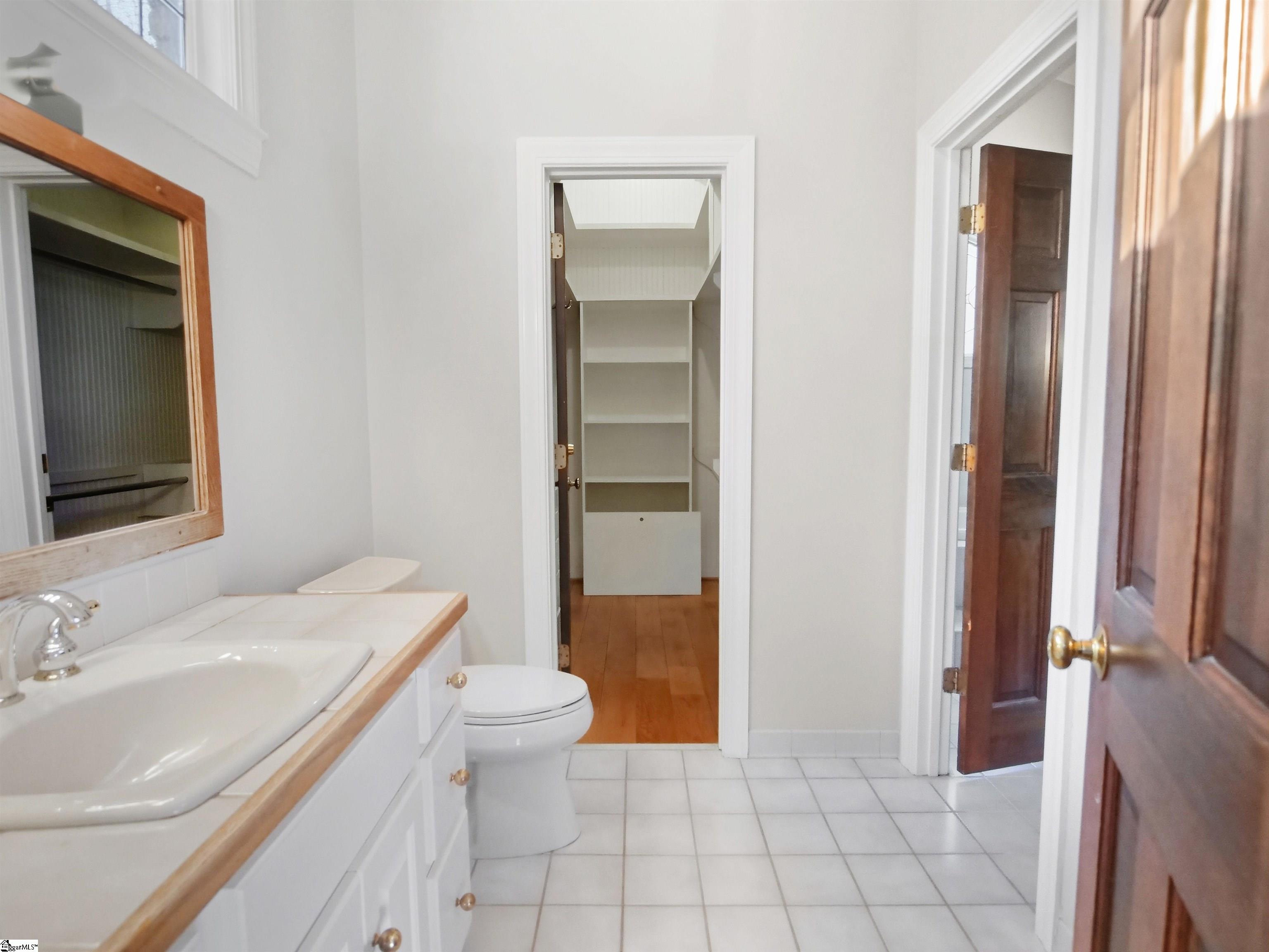 100 Kirkwood Place Property Photo 18