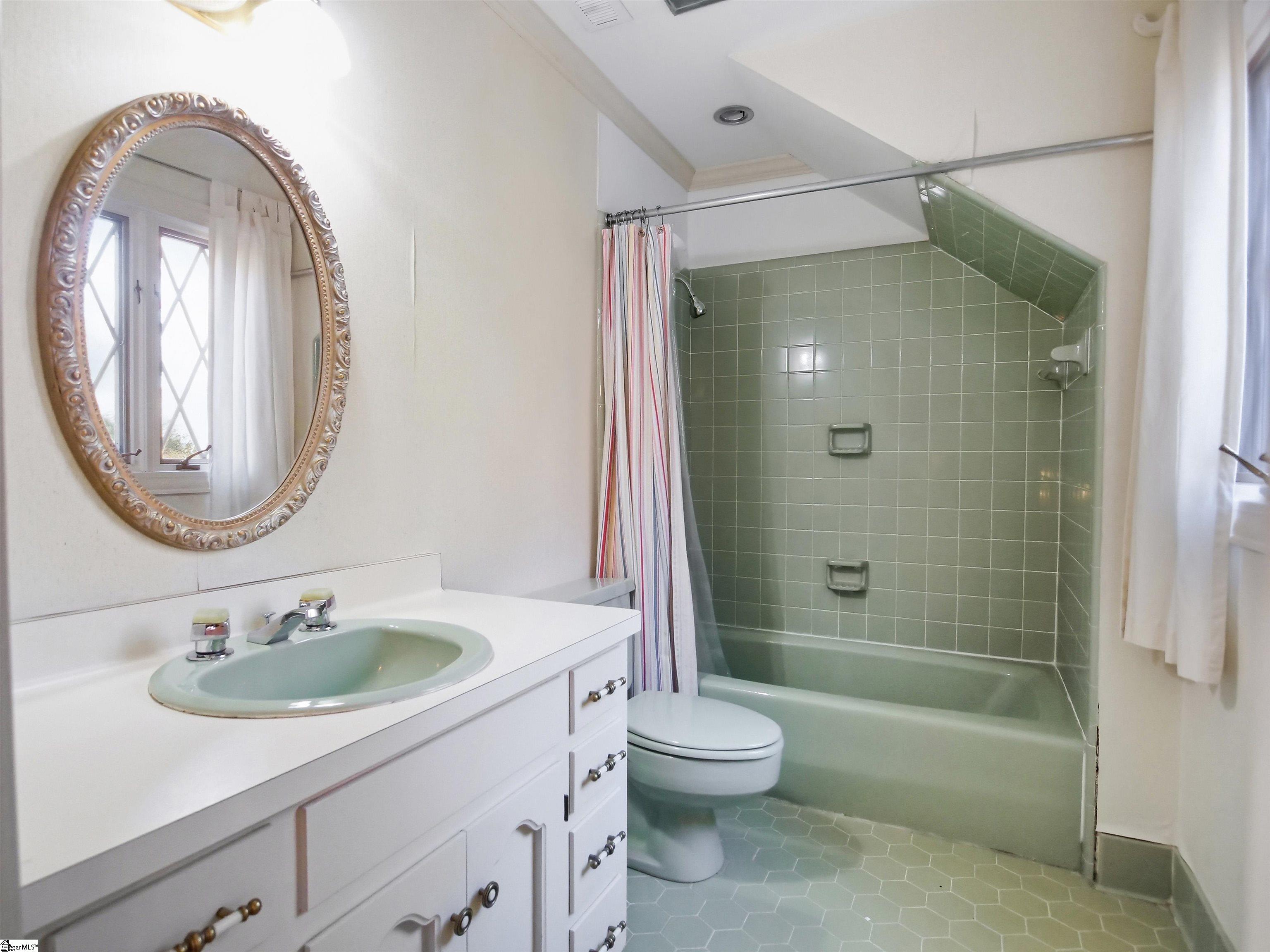 100 Kirkwood Place Property Photo 32