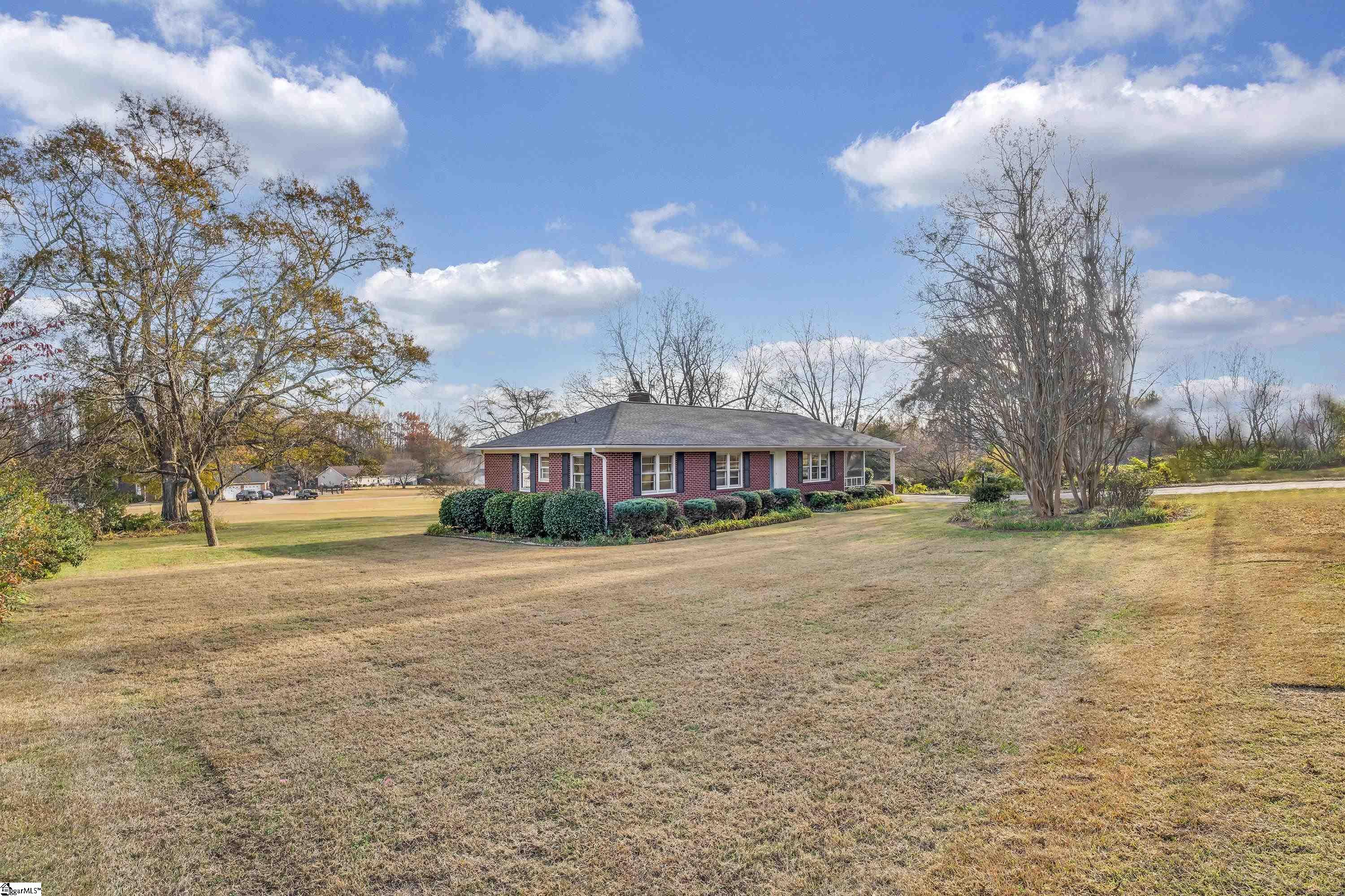 119 Beechwood Drive Property Photo 3