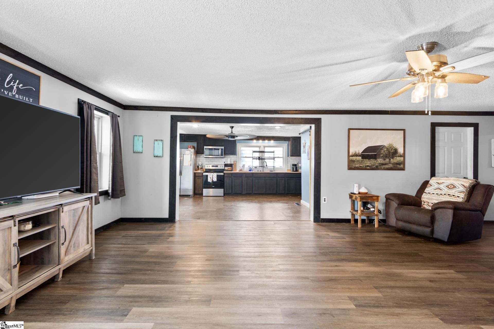 186 Relax Street Property Photo 12