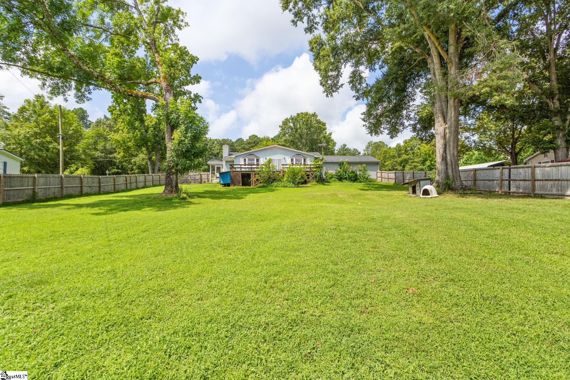 186 Relax Street Property Photo 32