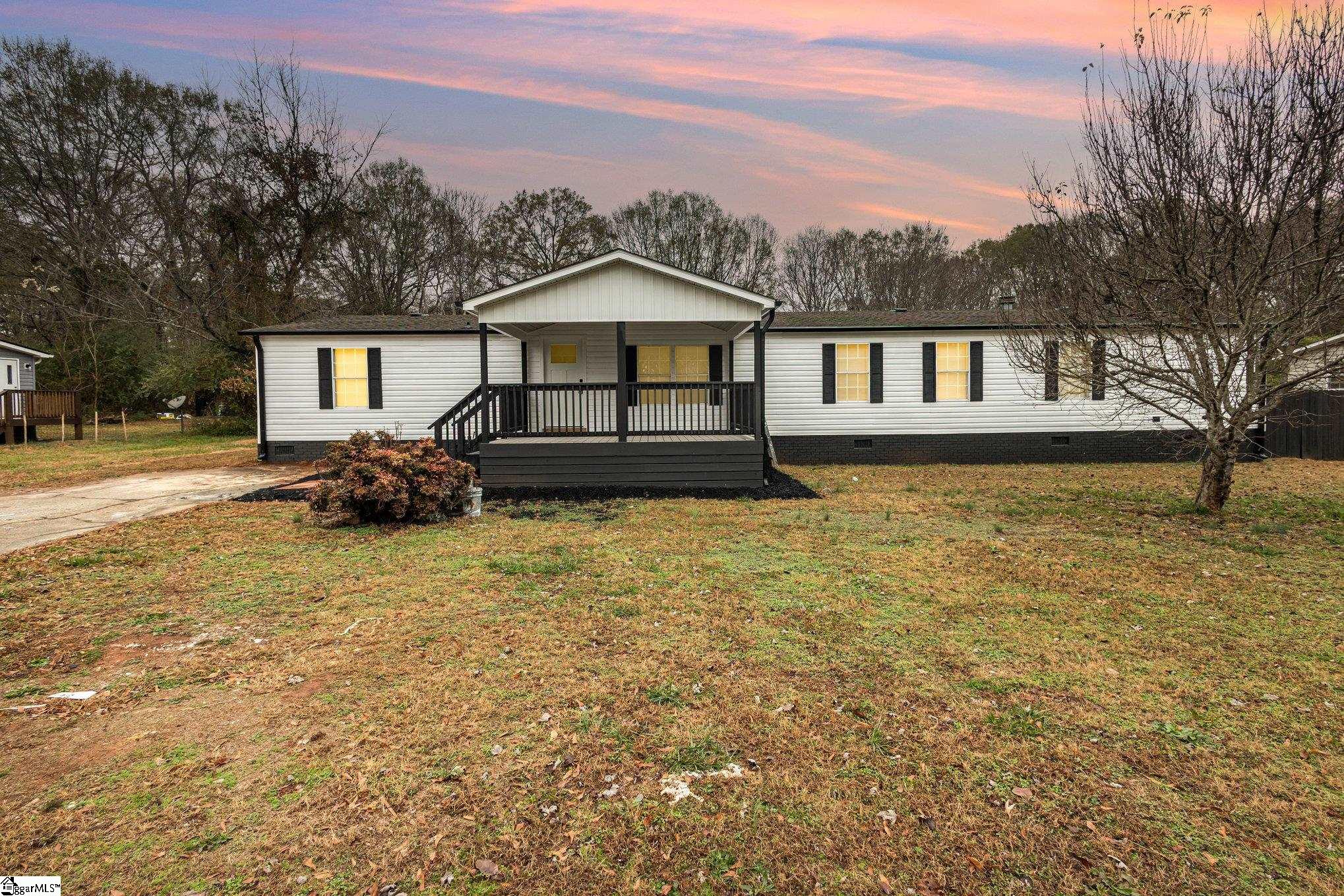 1635 Anderson Ridge Road Property Photo 2